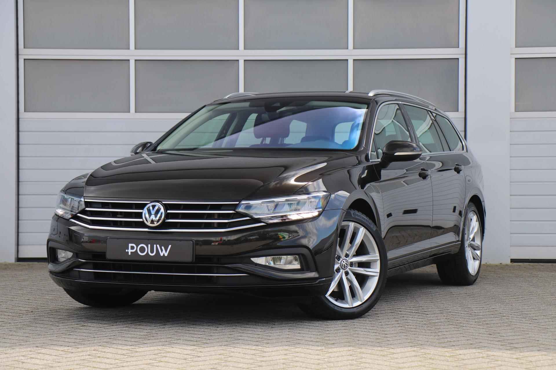 Volkswagen Passat Variant 2.0 TDI 150pk DSG Comfort Business | Trekhaak | Achteruitrijcamera | Leer | Navigatie - 59/59