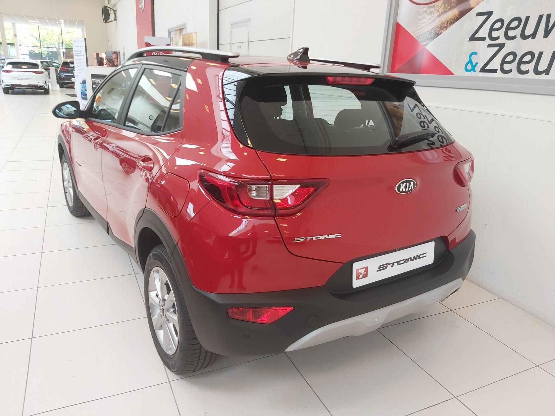 Kia Stonic 1.0 T-GDi MHEV DynamicLine nu met 2.000,00 korting  private lease  v.a. 379,00 - 5/24