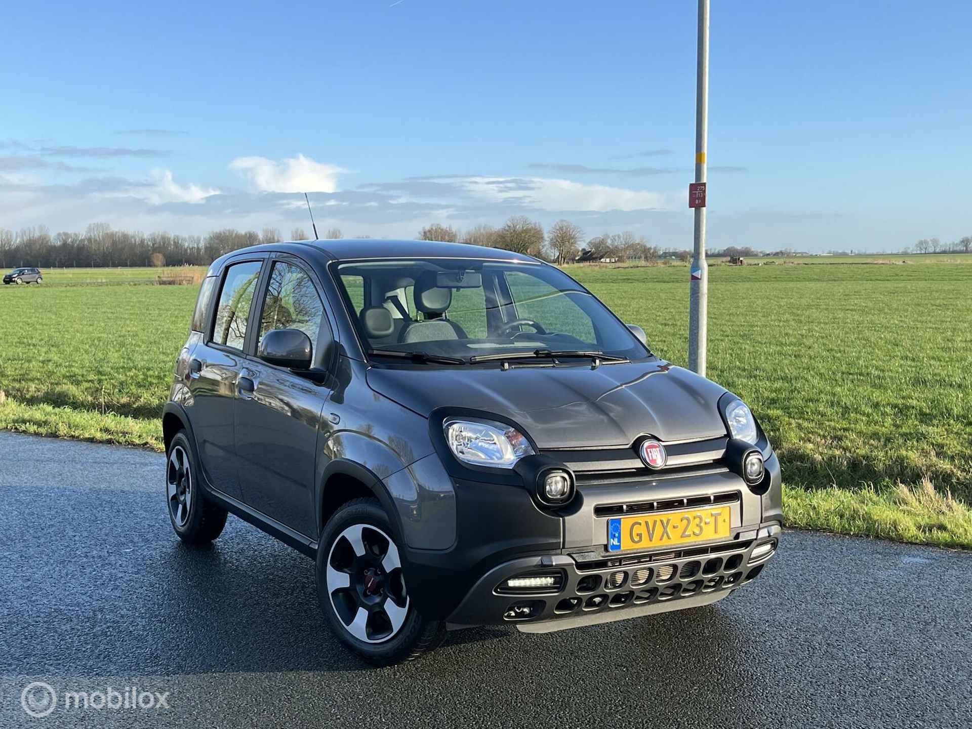 Fiat Panda 1.0 Hybrid Cross - 27/34