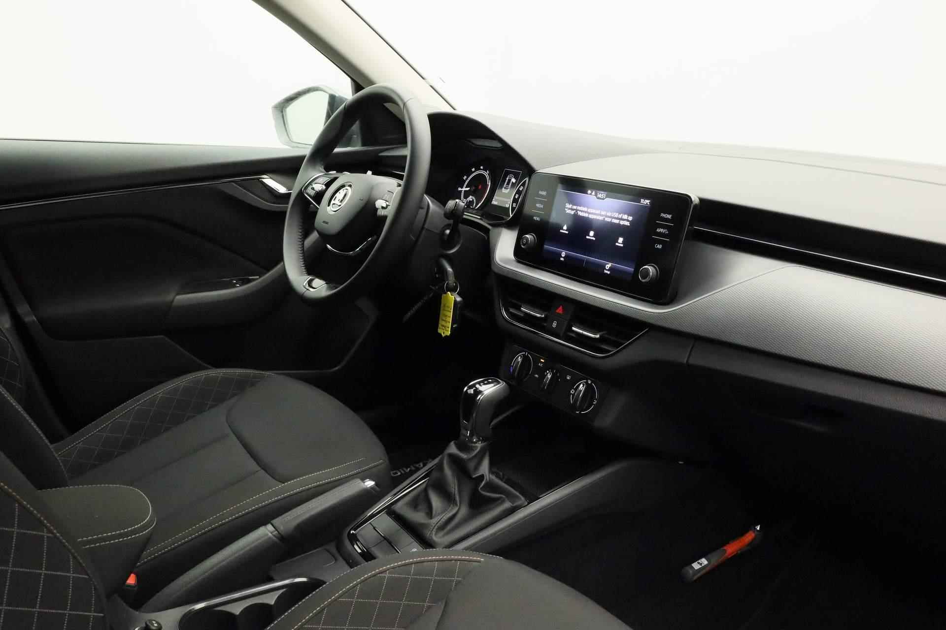 Skoda Kamiq 1.0 TSI 110PK DSG Ambition | Cruise | Airco | 16 inch | Parkeersensoren achter | Apple Carplay / Android Auto | DAB - 33/37