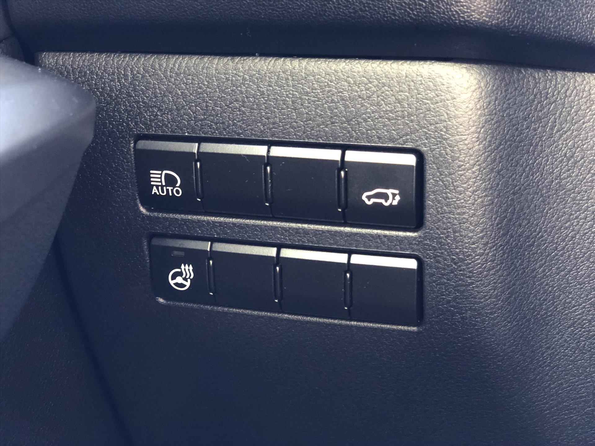 Lexus Nx 300h AWD Sport Edition Luxury & Safety Pack | Apple CarPlay/Android auto, Leer, Stoel + Stuurverwarming, Parkeersensoren - 26/39