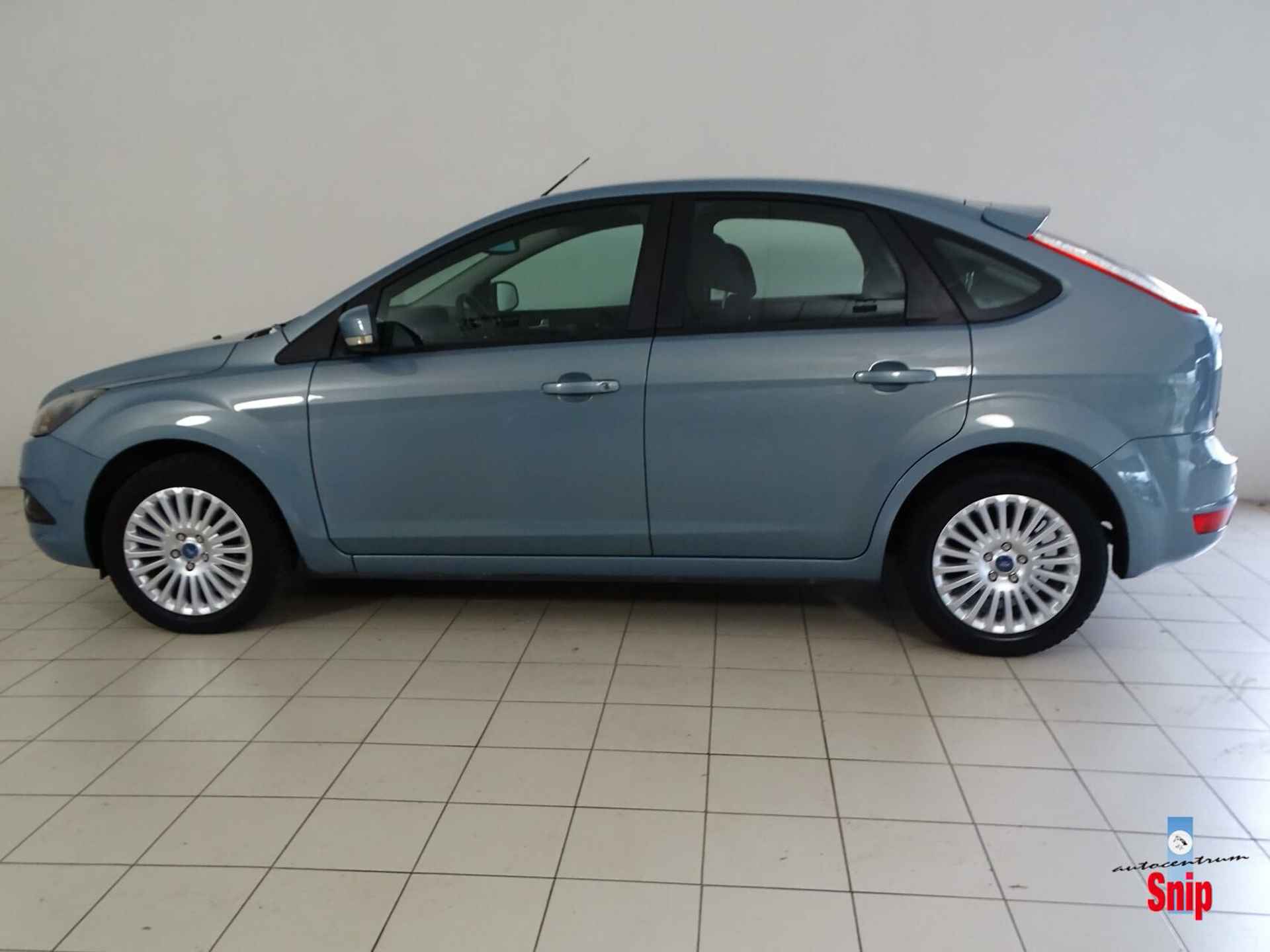 Ford Focus 1.6 Titanium - 7/24