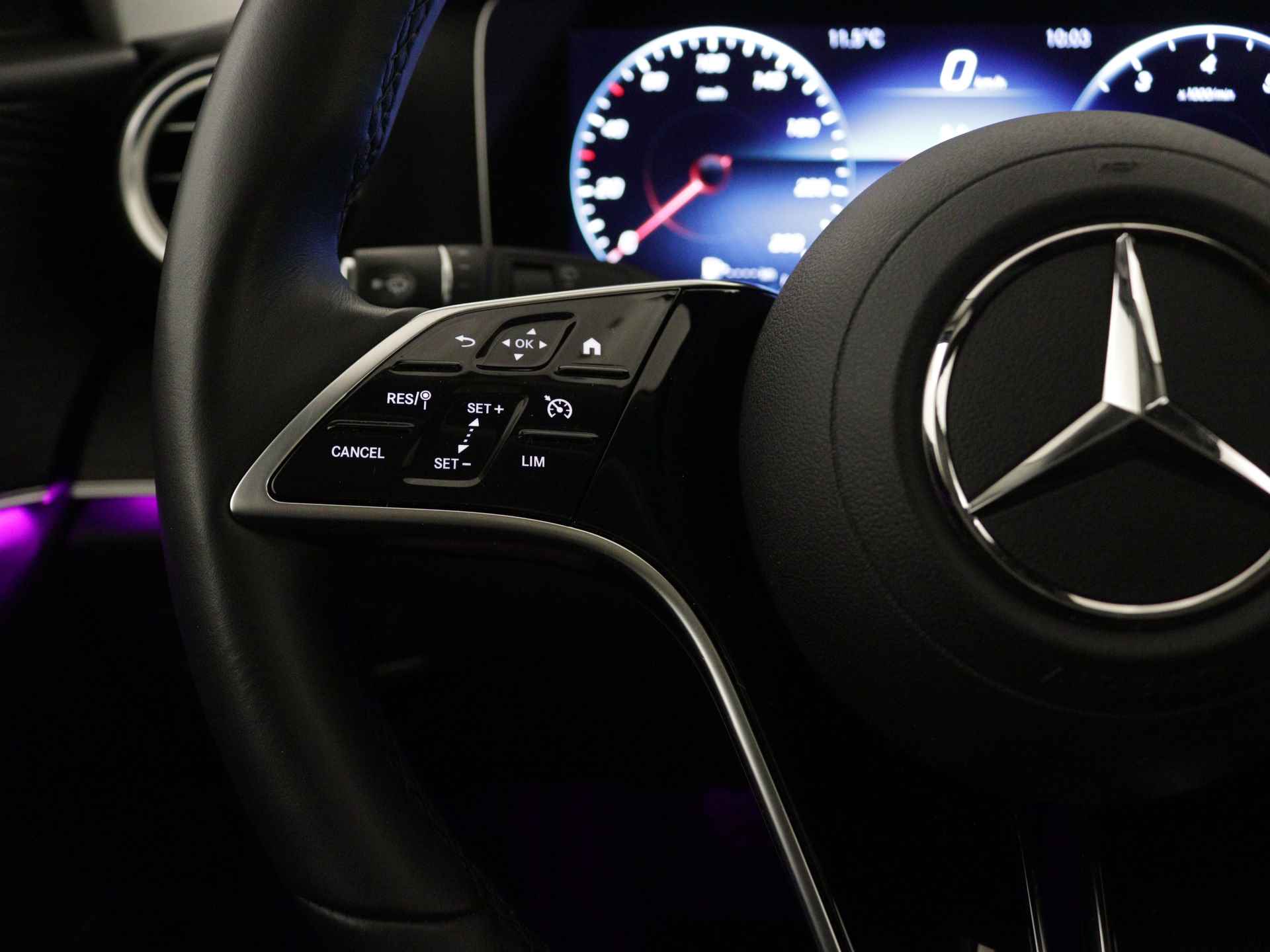 Mercedes-Benz E-Klasse Estate 200 Luxury-Line | Trekhaak elektrisch uitklapbaar | Panorama/Schuifdak | Alarm 3 | Leder | Privacy Glass | Inclusief 24 MB Premium Certified garantie voor Europa - 19/40