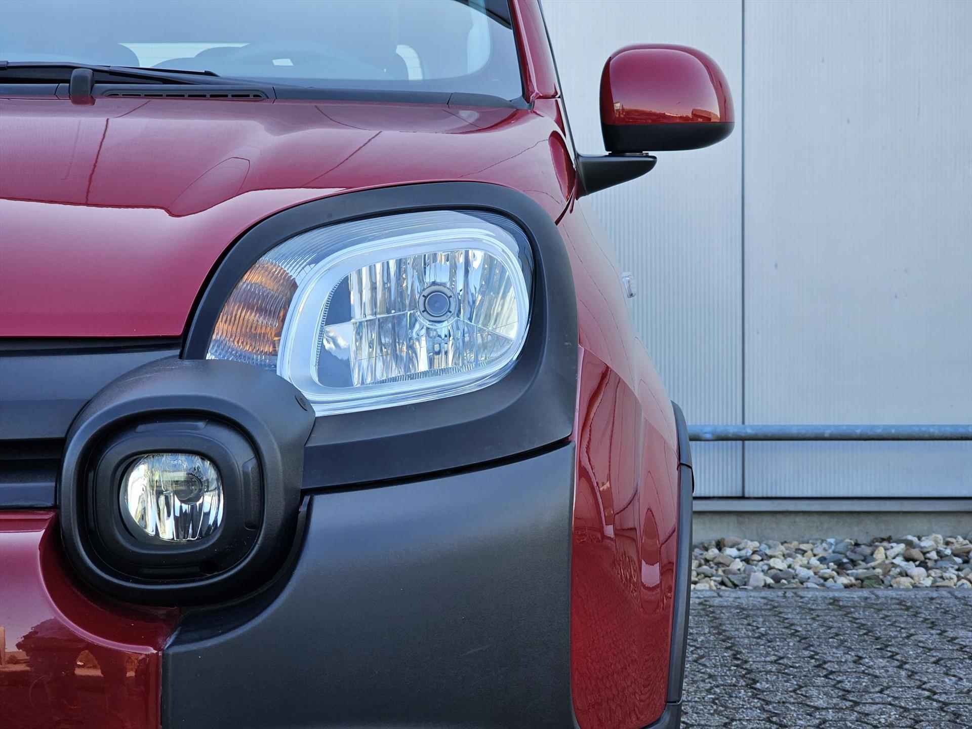 Fiat Panda 1.0 70pk Hybrid Cross RED | Climate Control | 5- zitter | Apple Carplay I Android Auto - 22/36