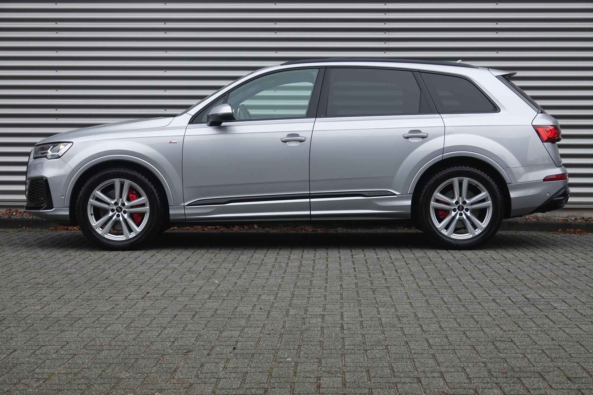 Audi Q7 55 TFSI quattro Pro Line Advanced 7p | Pano | Trekhaak | Standkachel |Soft Close | Keyless | Memory | ACC | - 3/37