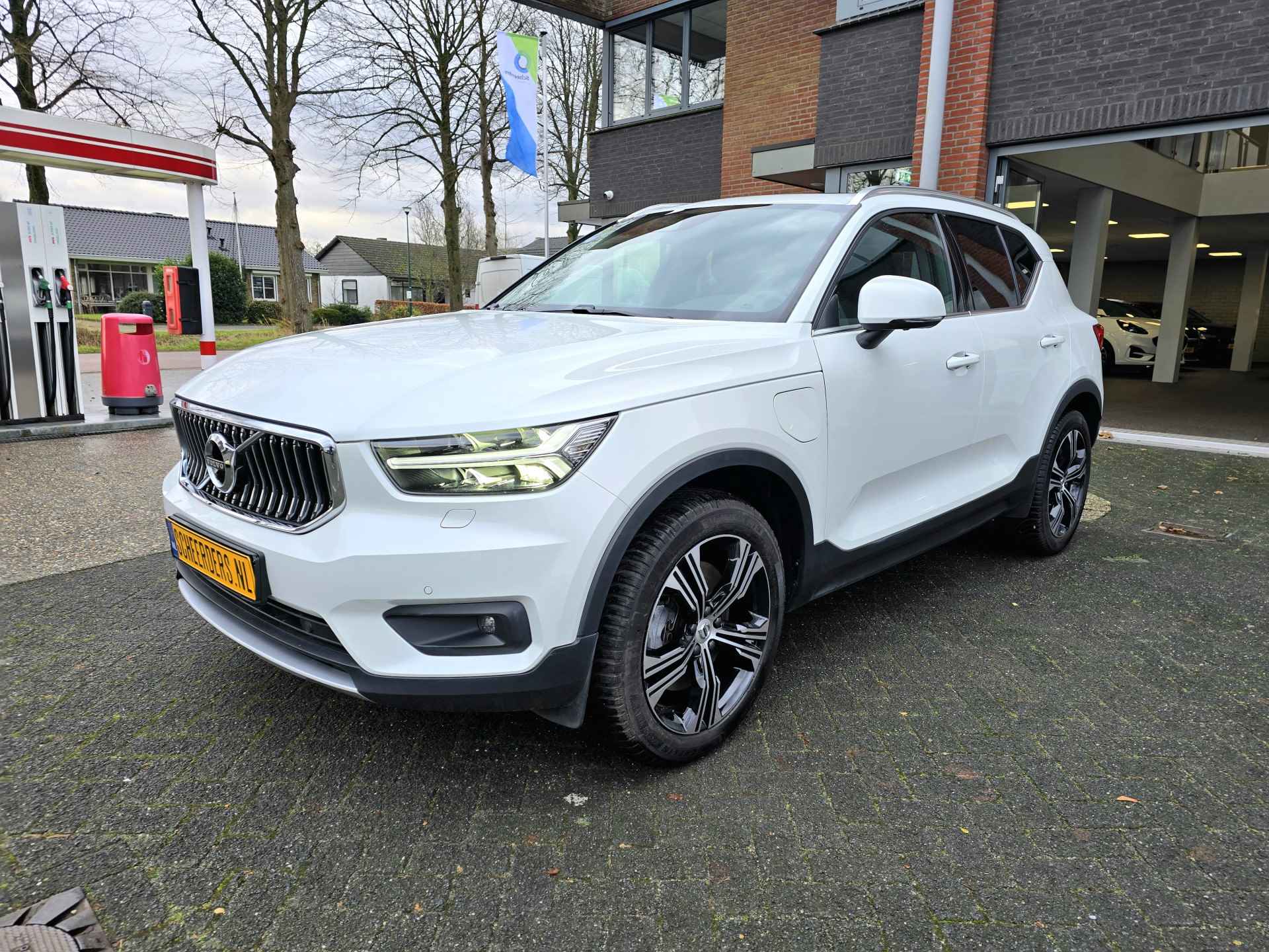 Volvo XC40 1.5 T5 Recharge Inscription,Pano,Leder,Blis.Trekhaak - 17/38