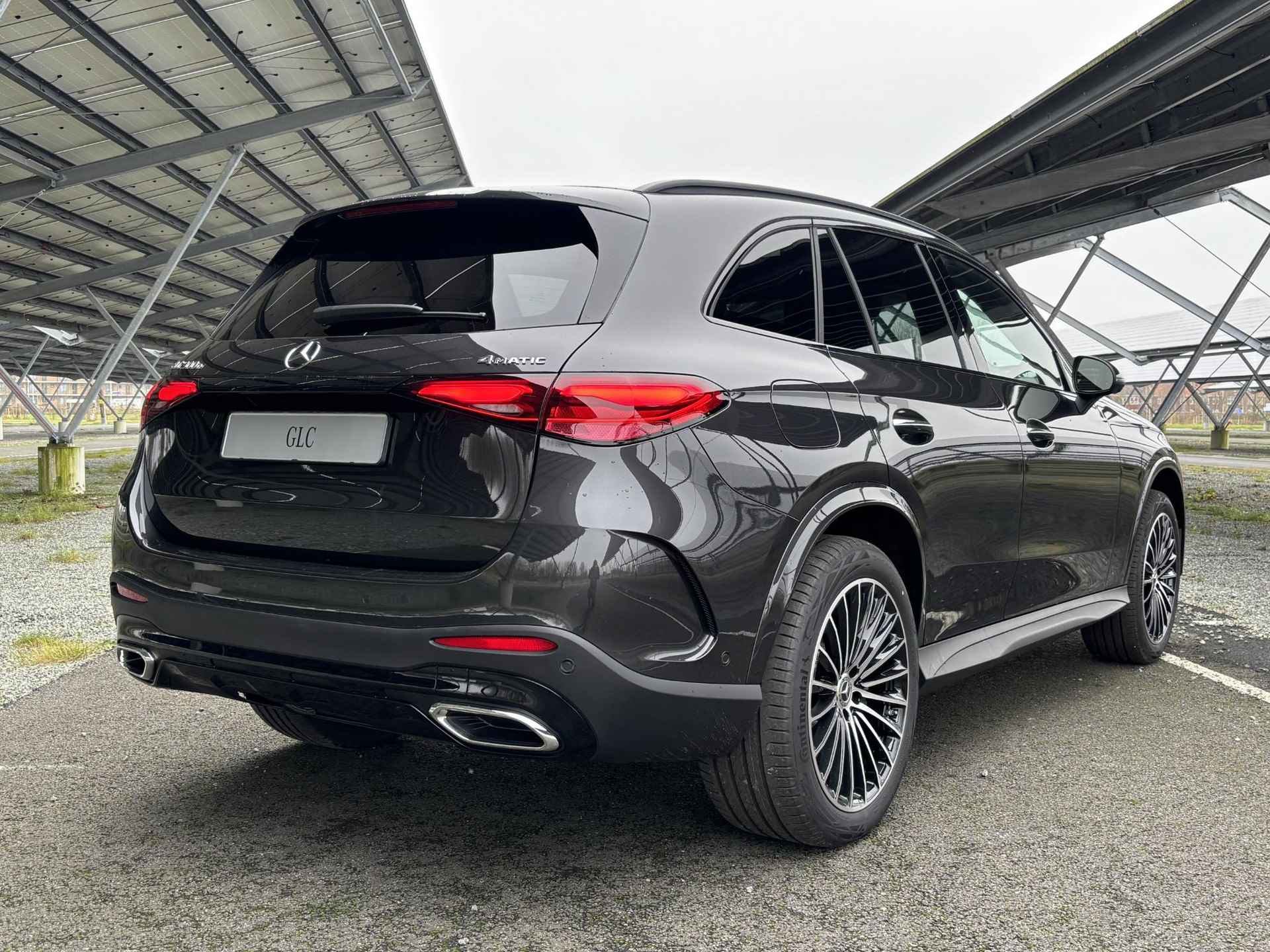 Mercedes-Benz GLC-klasse 300e 4MATIC Sport Edition | Night | Burmester | Panoramadak | Memory stoelen | Trekhaak | 360 camera | Sfeerverlichting | - 6/47