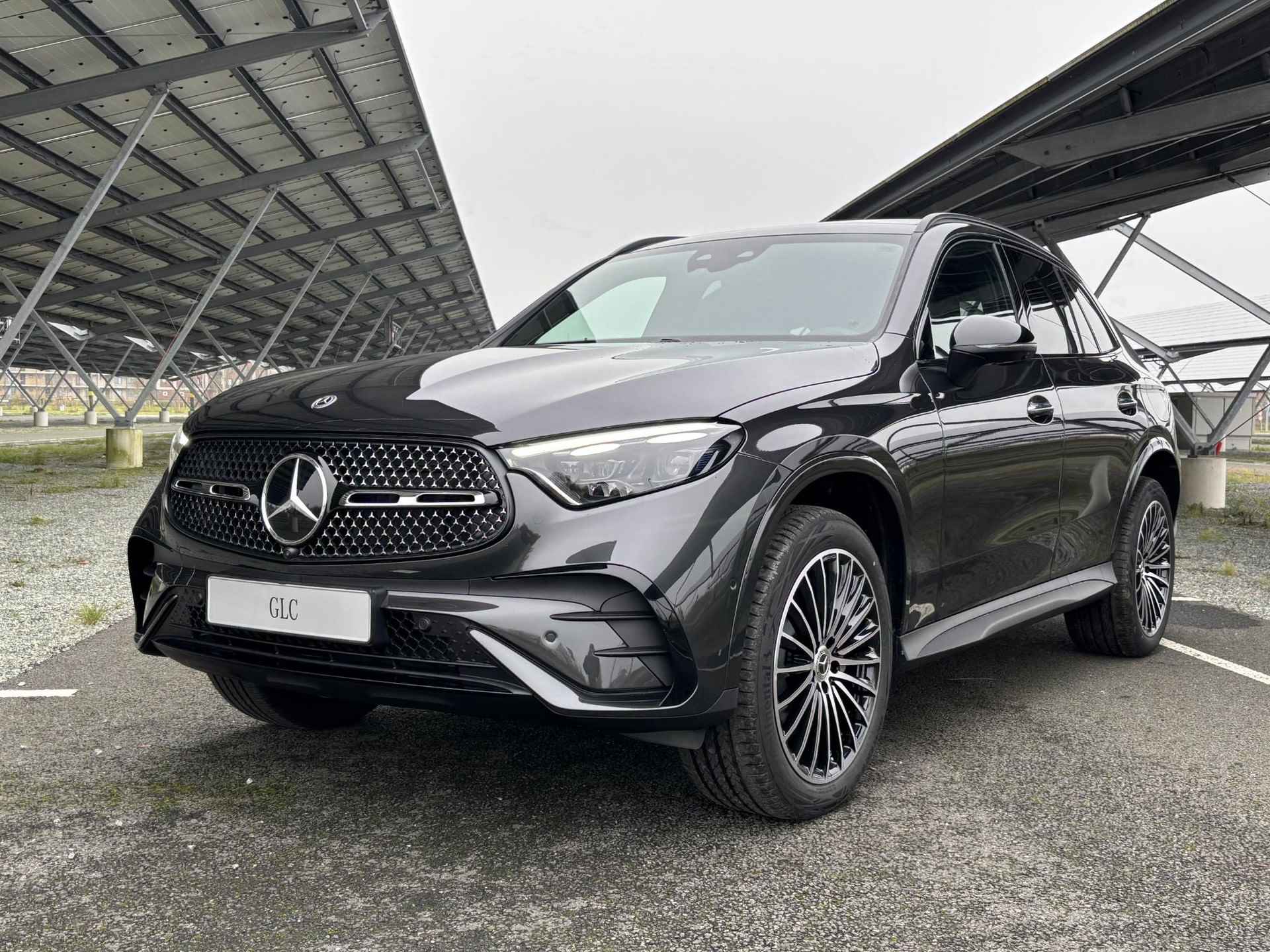 Mercedes-Benz GLC-klasse 300e 4MATIC Sport Edition | Night | Burmester | Panoramadak | Memory stoelen | Trekhaak | 360 camera | Sfeerverlichting | - 10/47