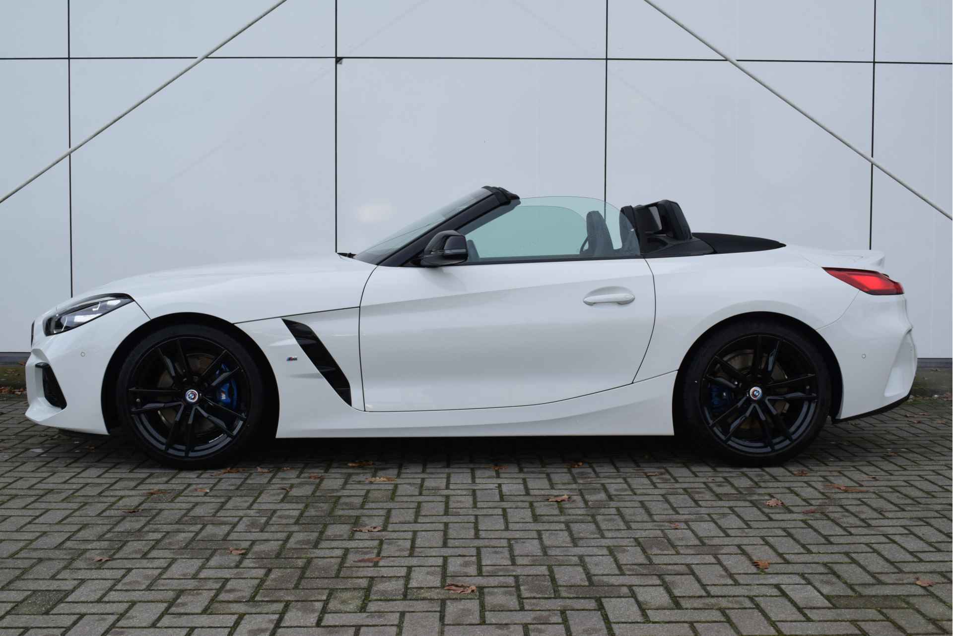 BMW Z4 Roadster sDrive20i High Executive M Sport Automaat / BMW M 50 Jahre uitvoering / Adaptieve LED / M sportstoelen / Comfort Access / Stoelverwarming - 4/29