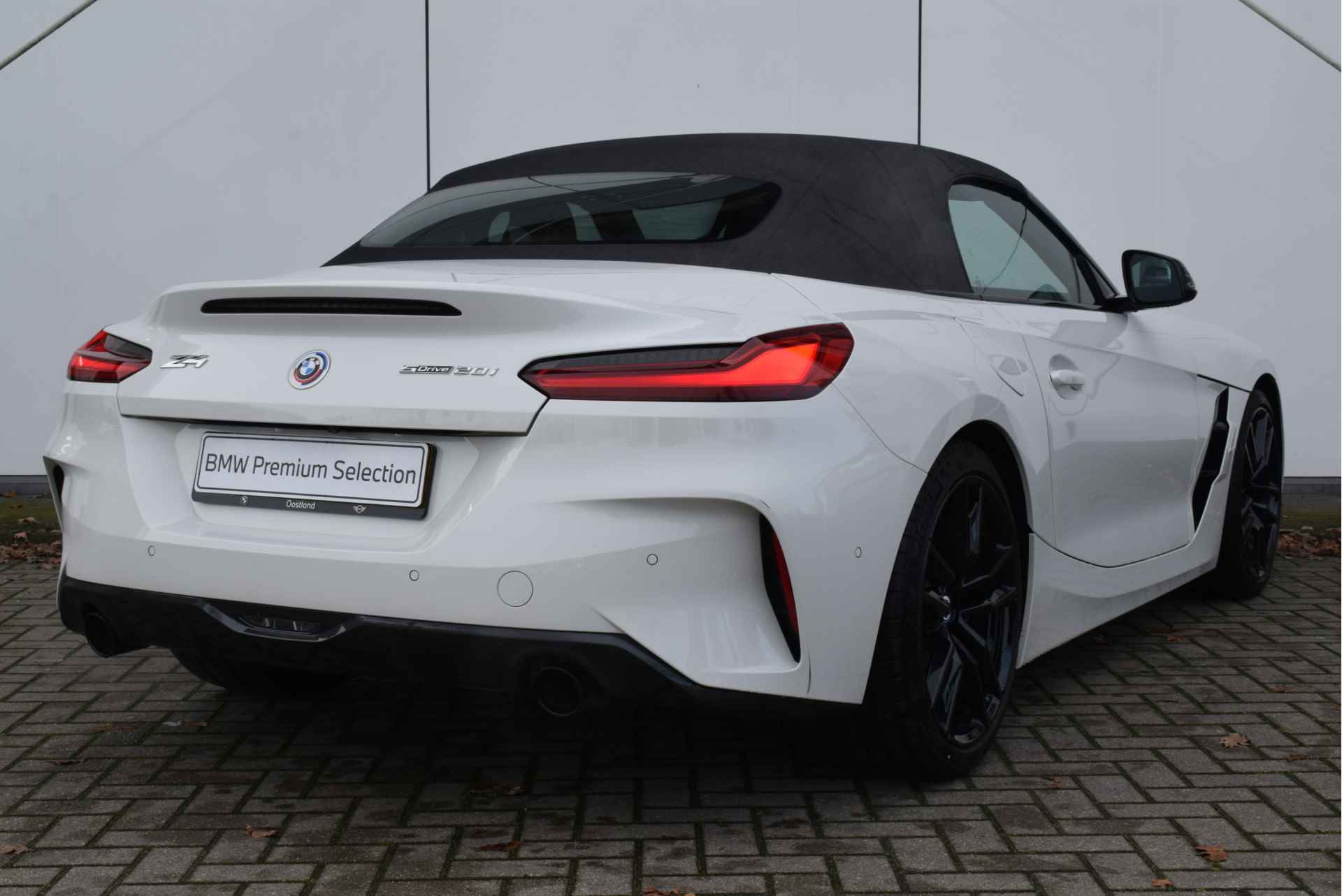 BMW Z4 Roadster sDrive20i High Executive M Sport Automaat / BMW M 50 Jahre uitvoering / Adaptieve LED / M sportstoelen / Comfort Access / Stoelverwarming - 8/29