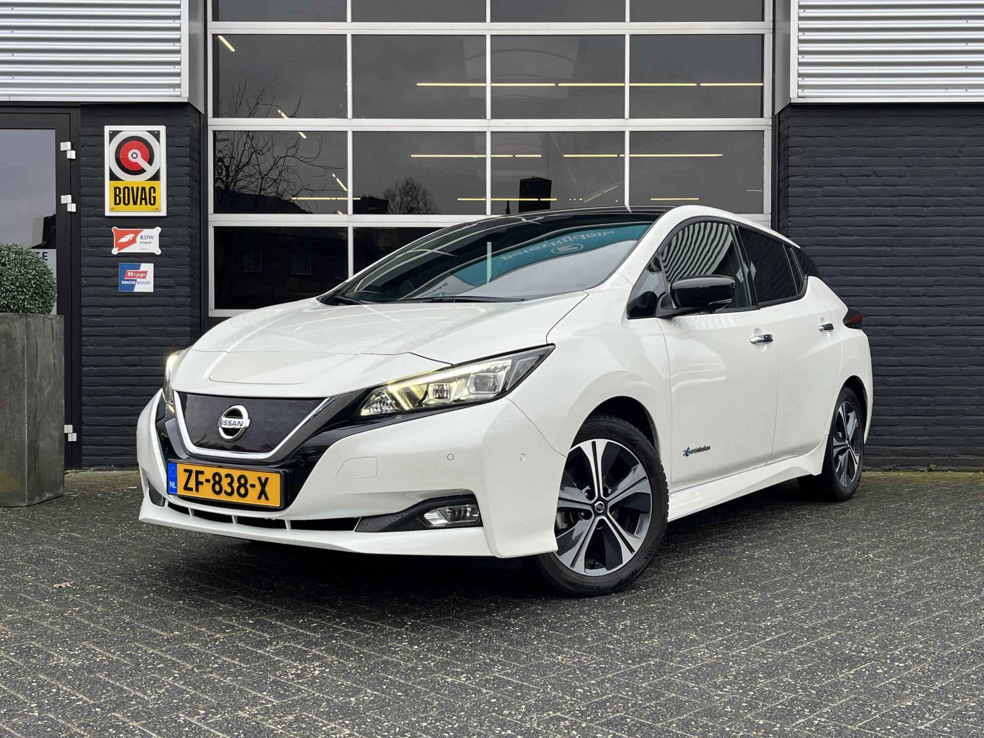 Nissan Leaf, 360 Camera, Bose, Clima, Navi, ACC, PDC, SEPP-Subsidie Tekna 40 kWh bij viaBOVAG.nl