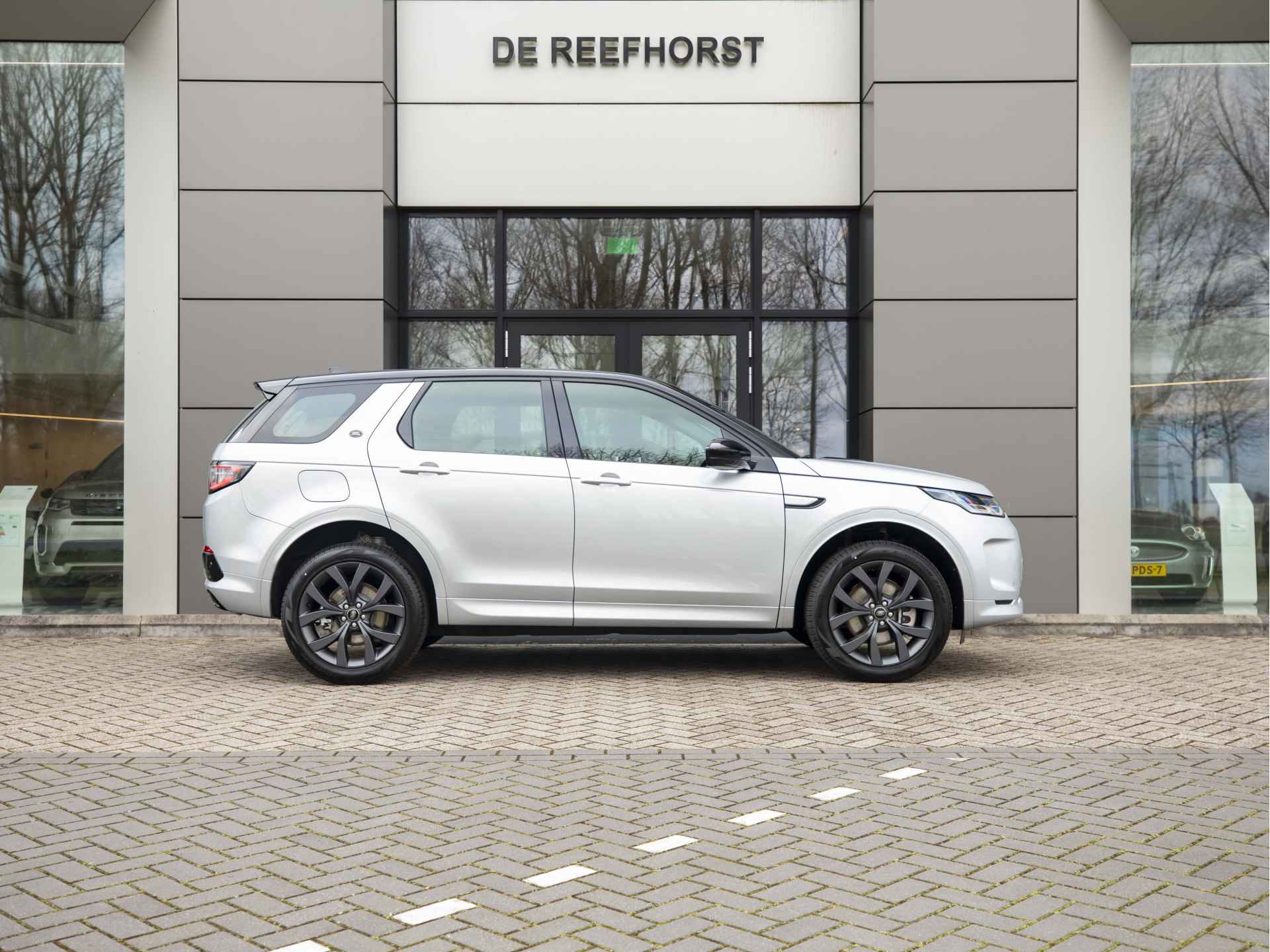 Land Rover Discovery Sport P300e R-Dynamic SE | Interactive Driver Display | Panoramadak | - 15/61
