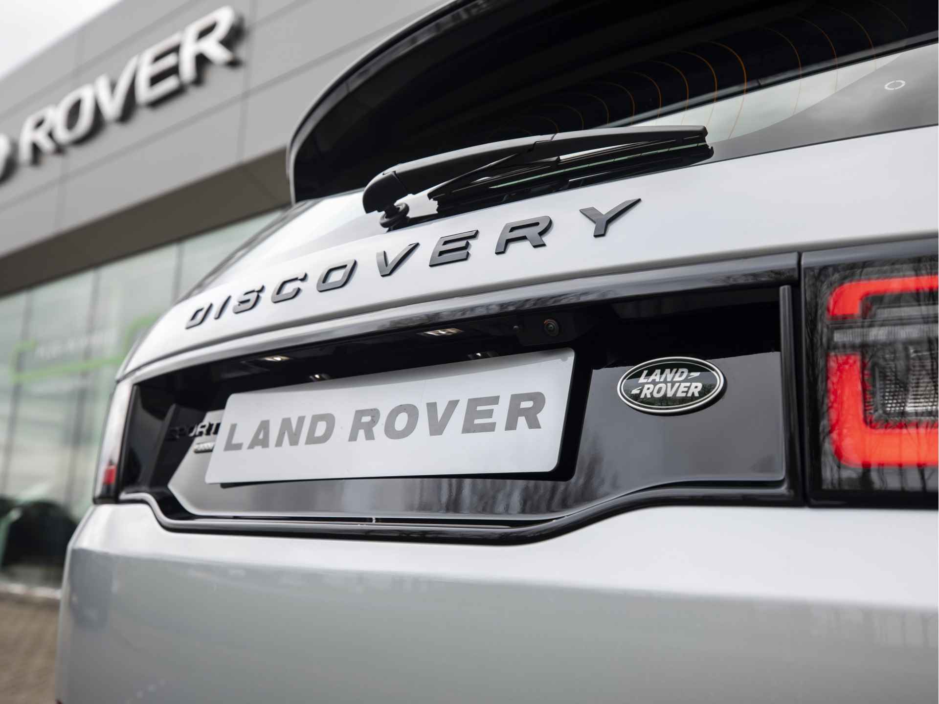Land Rover Discovery Sport P300e R-Dynamic SE | Interactive Driver Display | Panoramadak | - 35/61