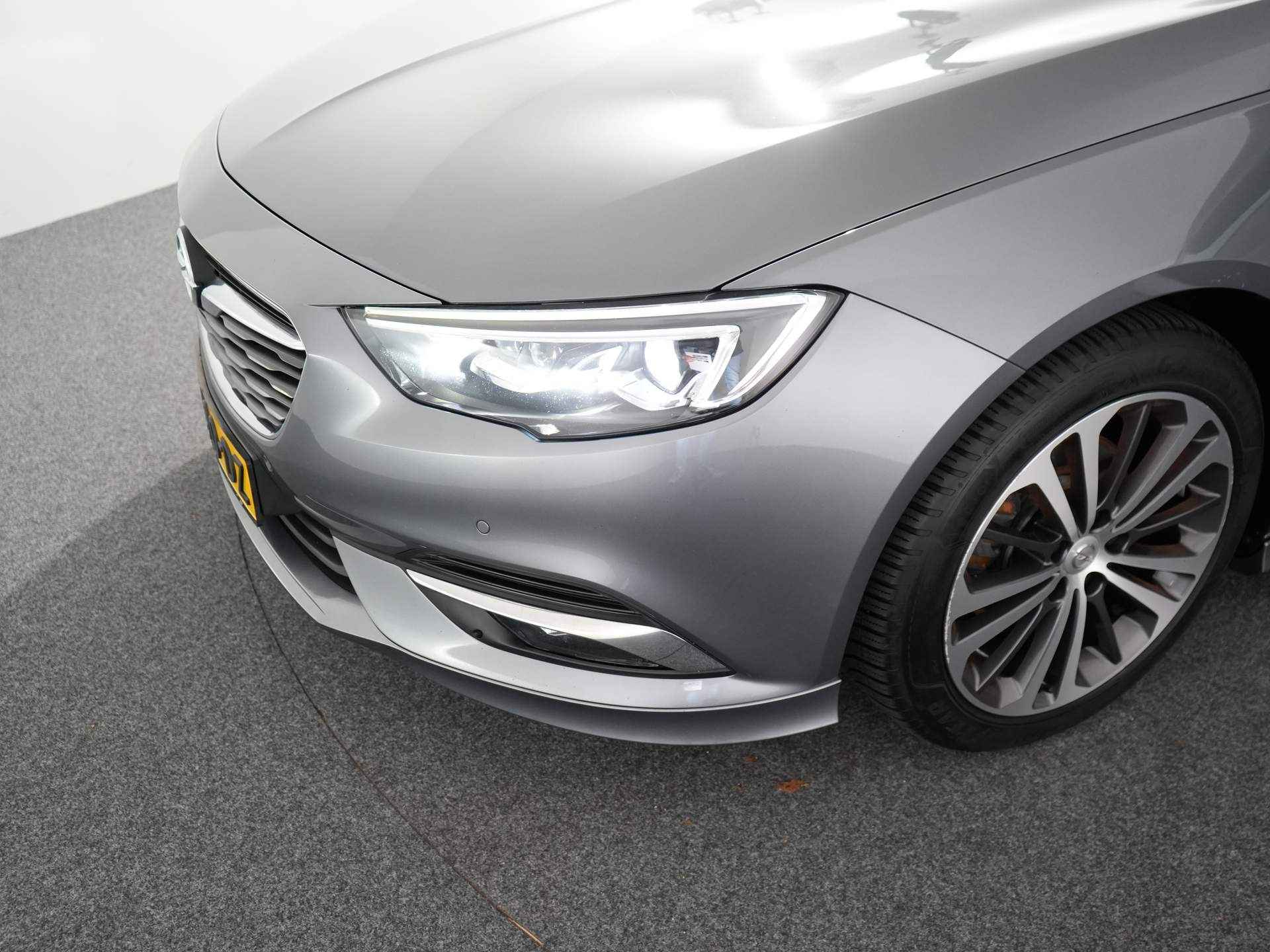 Opel Insignia Grand Sport 1.5 Turbo Business Executive Automaat | Camera-pakket | OPC-line pack | LED-licht pakket - 12/26