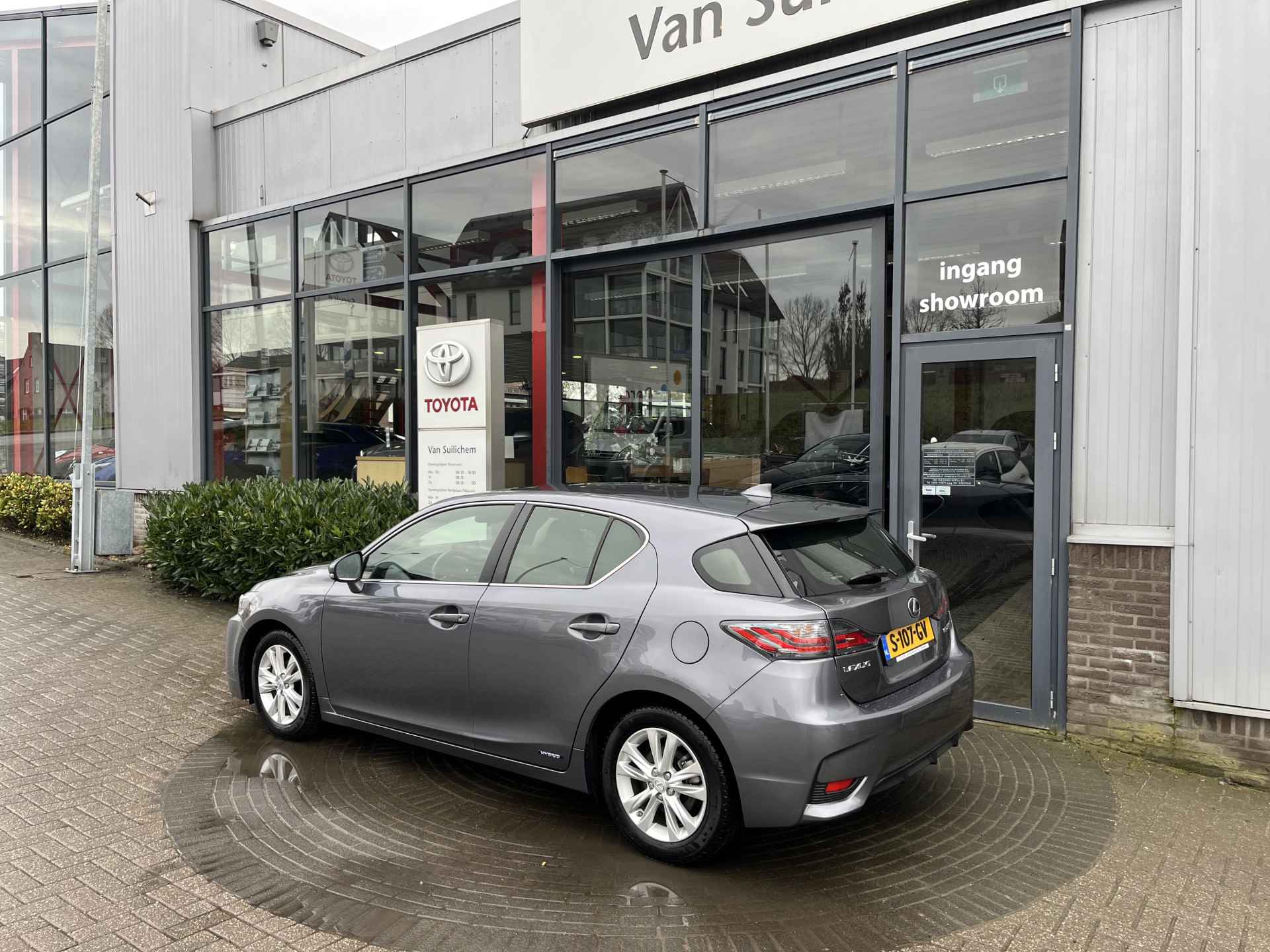 Lexus CT 200h Luxury Line - 4/33