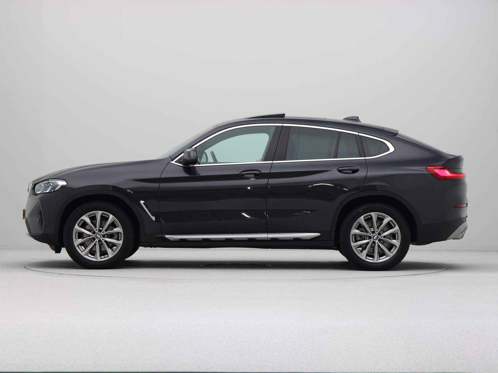 BMW X4 xDrive20i High Executive X Line - 12/24