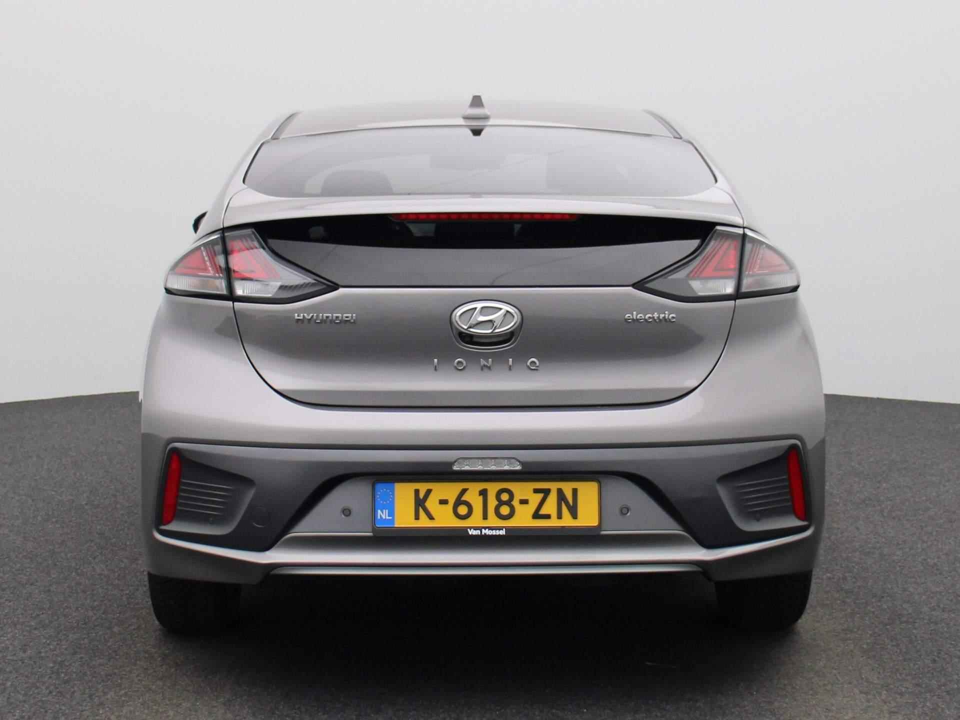 Hyundai IONIQ Premium EV 38 kWh | Navigatie | Climate Control | LED Verlichting | Camera | Infinity Audio | - 5/40