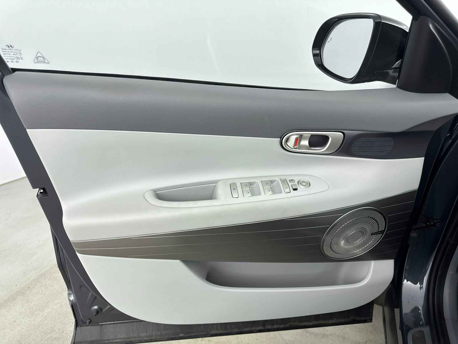 Hyundai NEXO FCEV Plus Pack | Netto bijtelling vanaf €270,- | 12% Bijtelling over €73142,- |  Waterstof | Leer | Panoramadak | - 25/34