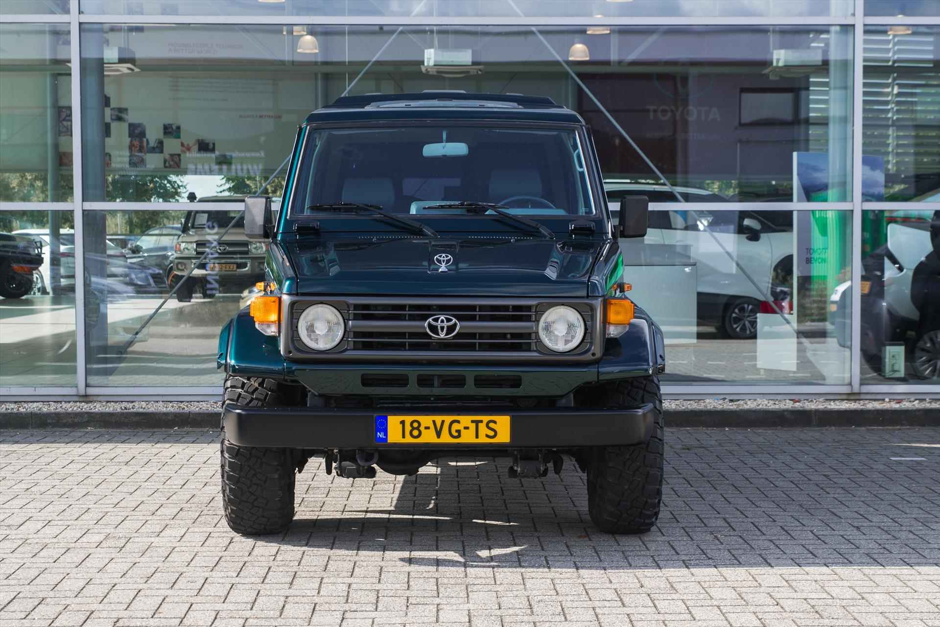 Toyota Landcruiser 70 4.2 Diesel FRP VX Van | Gerestaureerd - 8/34