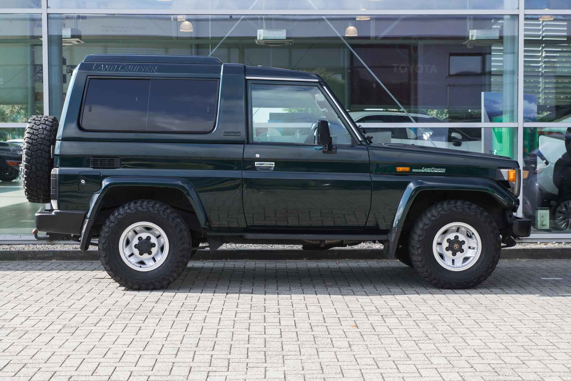 Toyota Landcruiser 70 4.2 Diesel FRP VX Van | Gerestaureerd - 17/34