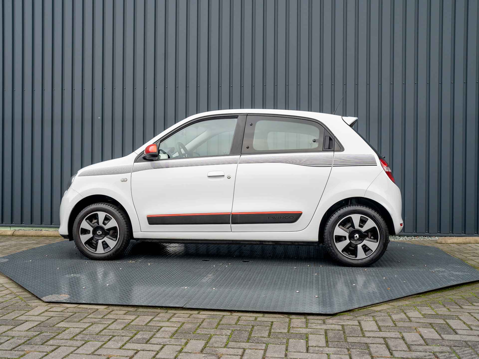 Renault Twingo 1.0 SCe Collection | Cruise Control | Bluetooth | Prijs Rijklaar!! - 4/35