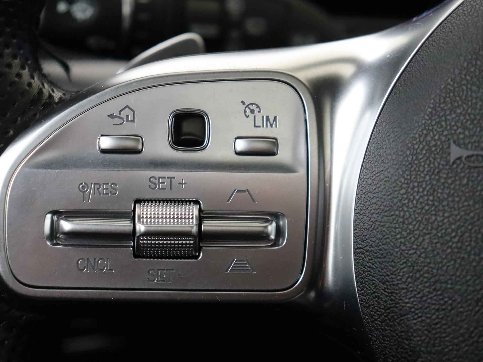 Mercedes-Benz EQC 400 4MATIC Business Solution AMG 80 kWh /AMG /Schuifdak / Memory stoelen/ Elek Trekhaak/ 360 Camera/ Head up display - 16/38