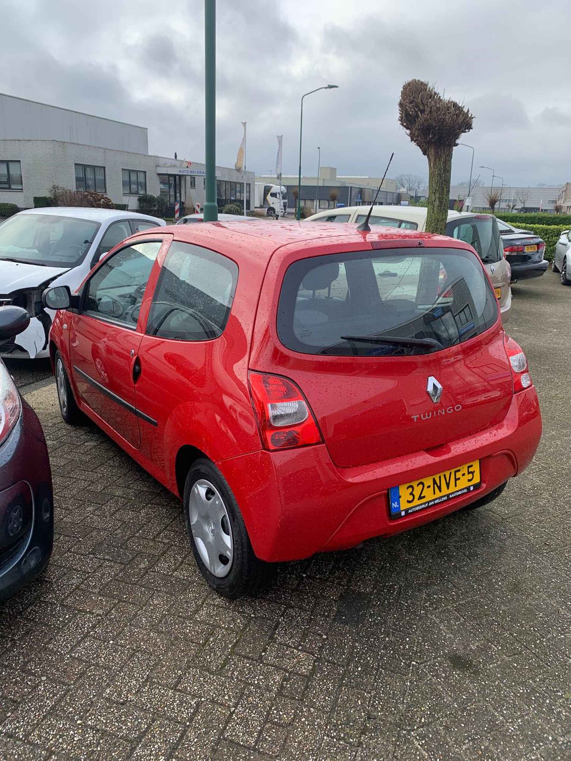 Renault Twingo 1.2-16V Authentique - 3/8