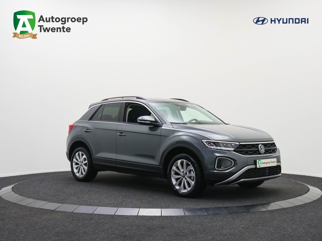 Volkswagen T-Roc 1.5 TSI Life | DSG Automaat | Navigatie | Camera | Stoelverwarmi