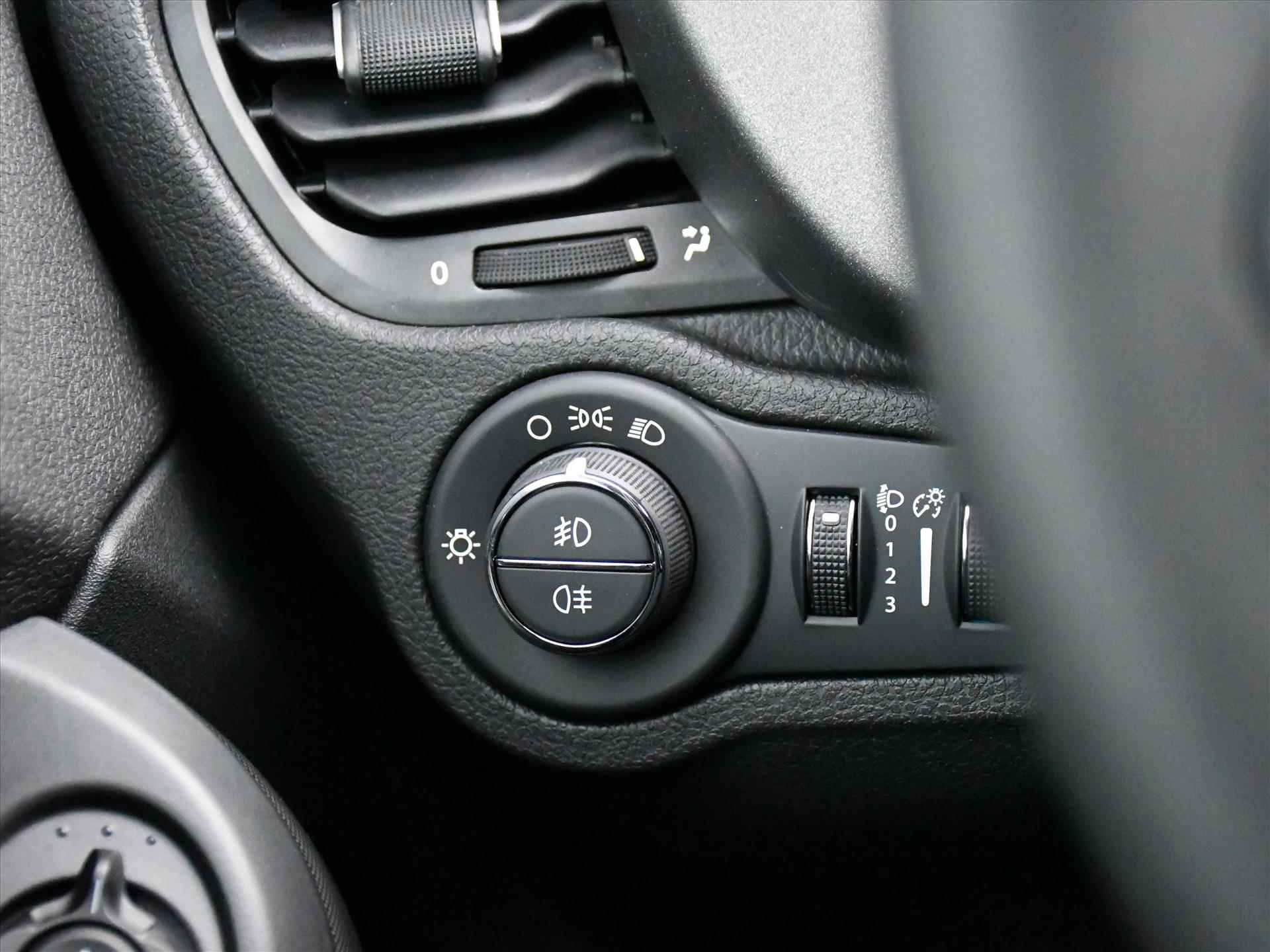 Fiat 500X Cabrio Sport 1.5 Hybrid 130pk Automaat SOFTTOP | PDC + CAMERA | DAB | 17''LM | CRUISE.C | CLIMA | USB - 26/28