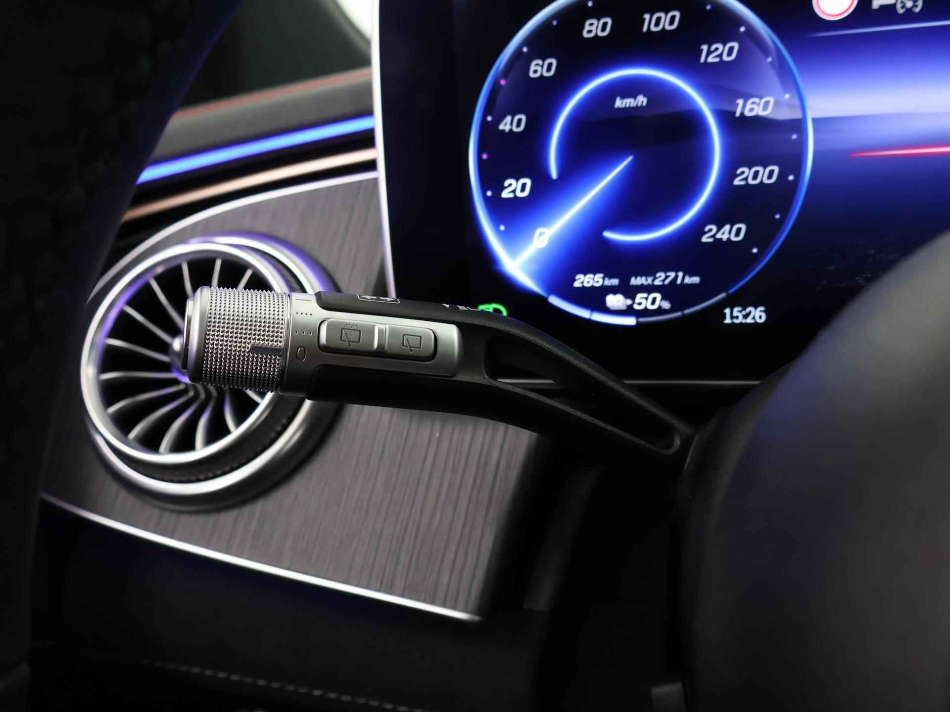 Mercedes-Benz EQS SUV 450 4MATIC AMG Line 7 persoons | Rij-assistentie | Panorama-schuifdak | Luchtvering | Digital Light | Trekhaak | Head-up | 360 Camera | Burmester 3D | Sfeerverlichting | - 36/54