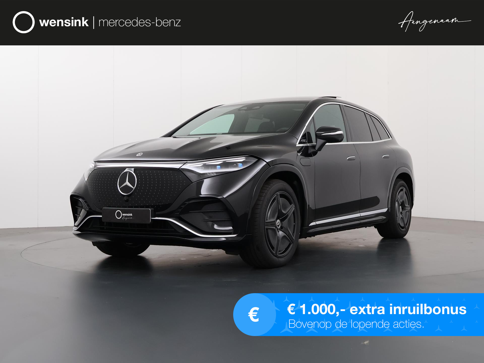 Mercedes-Benz EQS SUV 450 4MATIC AMG Line 7 persoons | Rij-assistentie | Panorama-schuifdak | Luchtvering | Digital Light | Trekhaak | Head-up | 360 Camera | Burmester 3D | Sfeerverlichting |