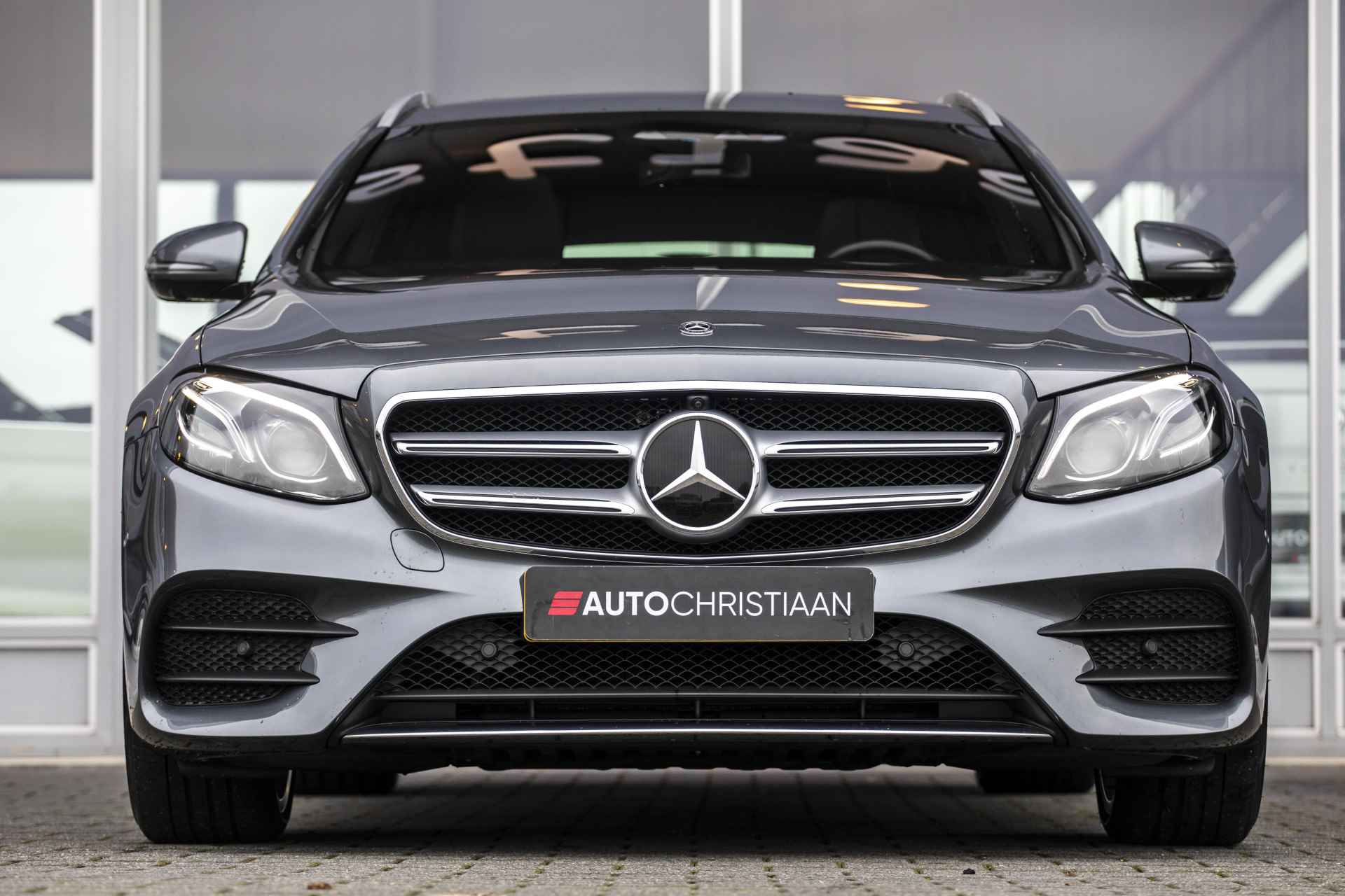 Mercedes-Benz E-Klasse Estate 350 d 4Matic Premium Plus AMG | E-Trekhaak | Burmester | Pano | NL Auto | 20" | HUD | ACC | Ambient | Stoelventilatie | - 4/53