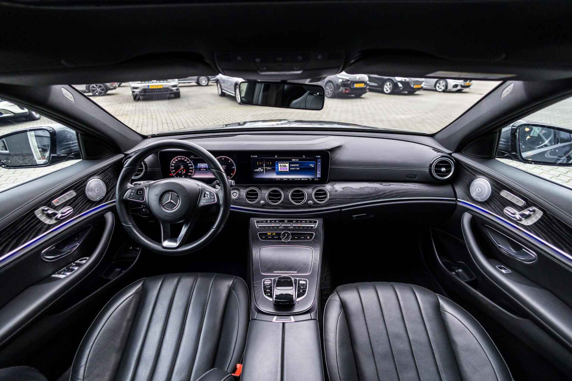 Mercedes-Benz E-Klasse Estate 350 d 4Matic Premium Plus AMG | E-Trekhaak | Burmester | Pano | NL Auto | 20" | HUD | ACC | Ambient | Stoelventilatie | - 7/53