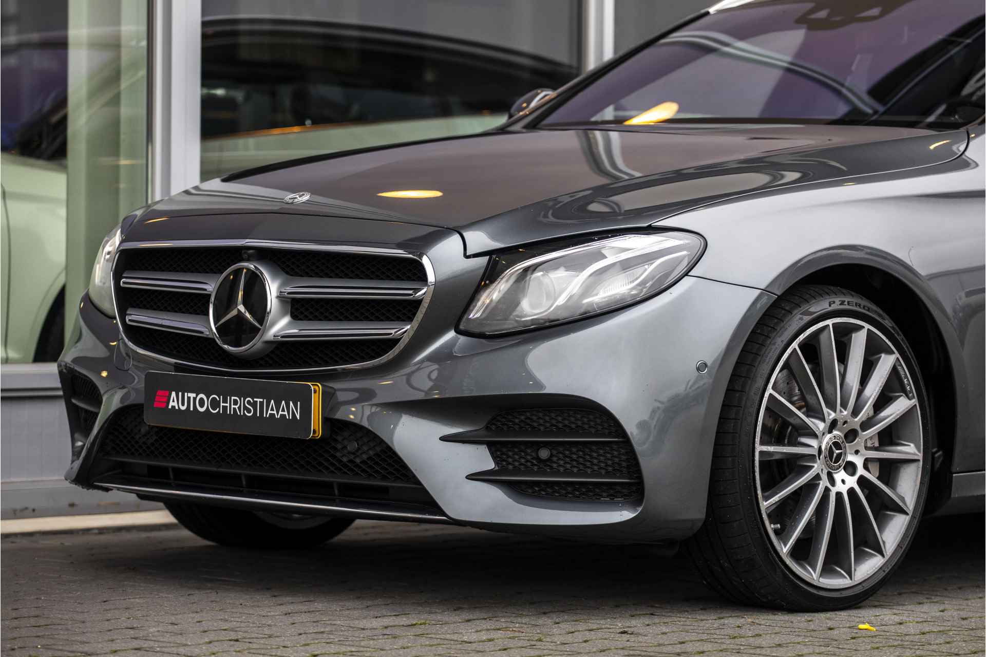 Mercedes-Benz E-Klasse Estate 350 d 4Matic Premium Plus AMG | V6 | E-Trekhaak | Burmester | Pano | NL Auto | 20" | HUD | ACC | Stoelventilatie | - 16/53