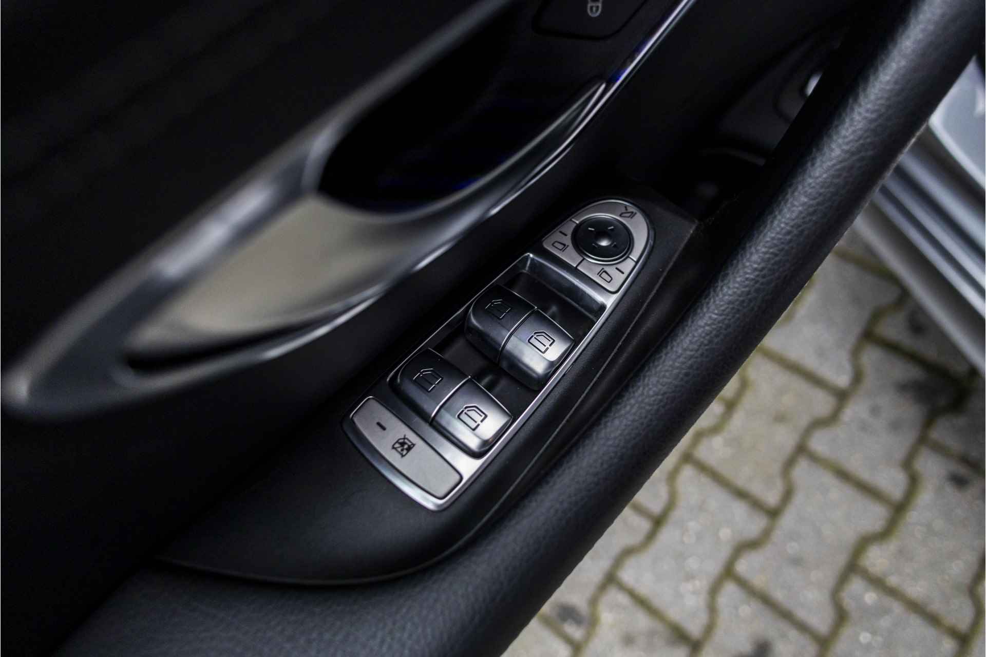 Mercedes-Benz E-Klasse Estate 350 d 4Matic Premium Plus AMG | V6 | E-Trekhaak | Burmester | Pano | NL Auto | 20" | HUD | ACC | Stoelventilatie | - 23/53