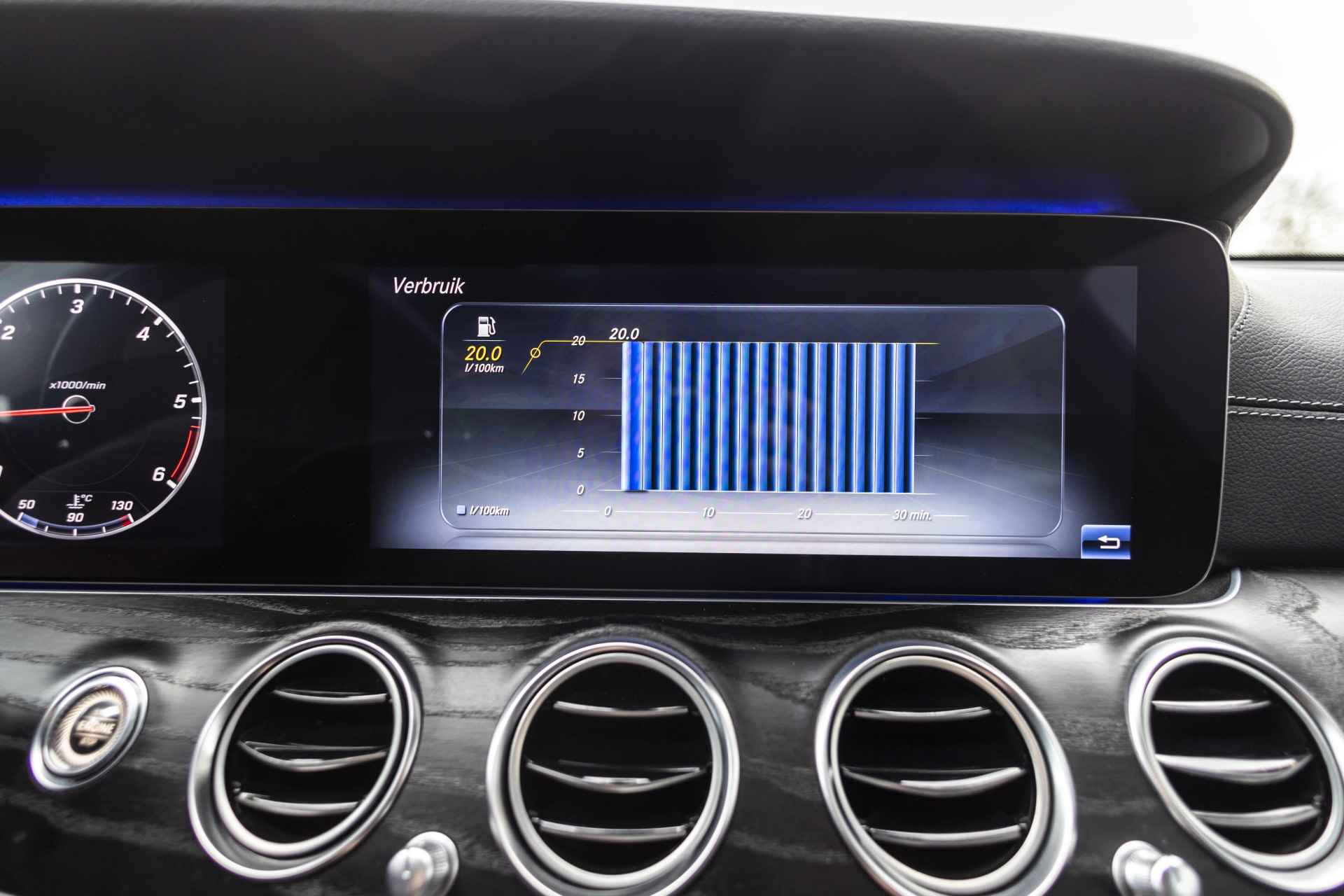 Mercedes-Benz E-Klasse Estate 350 d 4Matic Premium Plus AMG | E-Trekhaak | Burmester | Pano | NL Auto | 20" | HUD | ACC | Ambient | Stoelventilatie | - 37/53