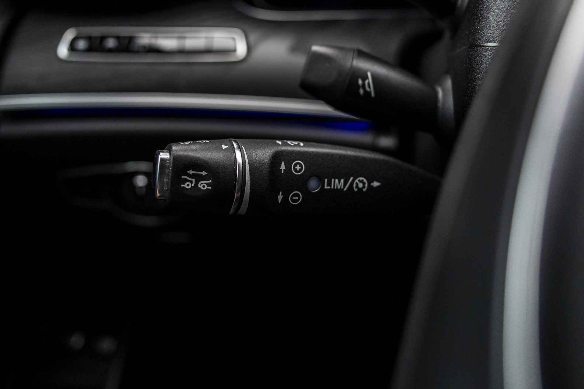 Mercedes-Benz E-Klasse Estate 350 d 4Matic Premium Plus AMG | V6 | E-Trekhaak | Burmester | Pano | NL Auto | 20" | HUD | ACC | Stoelventilatie | - 48/53