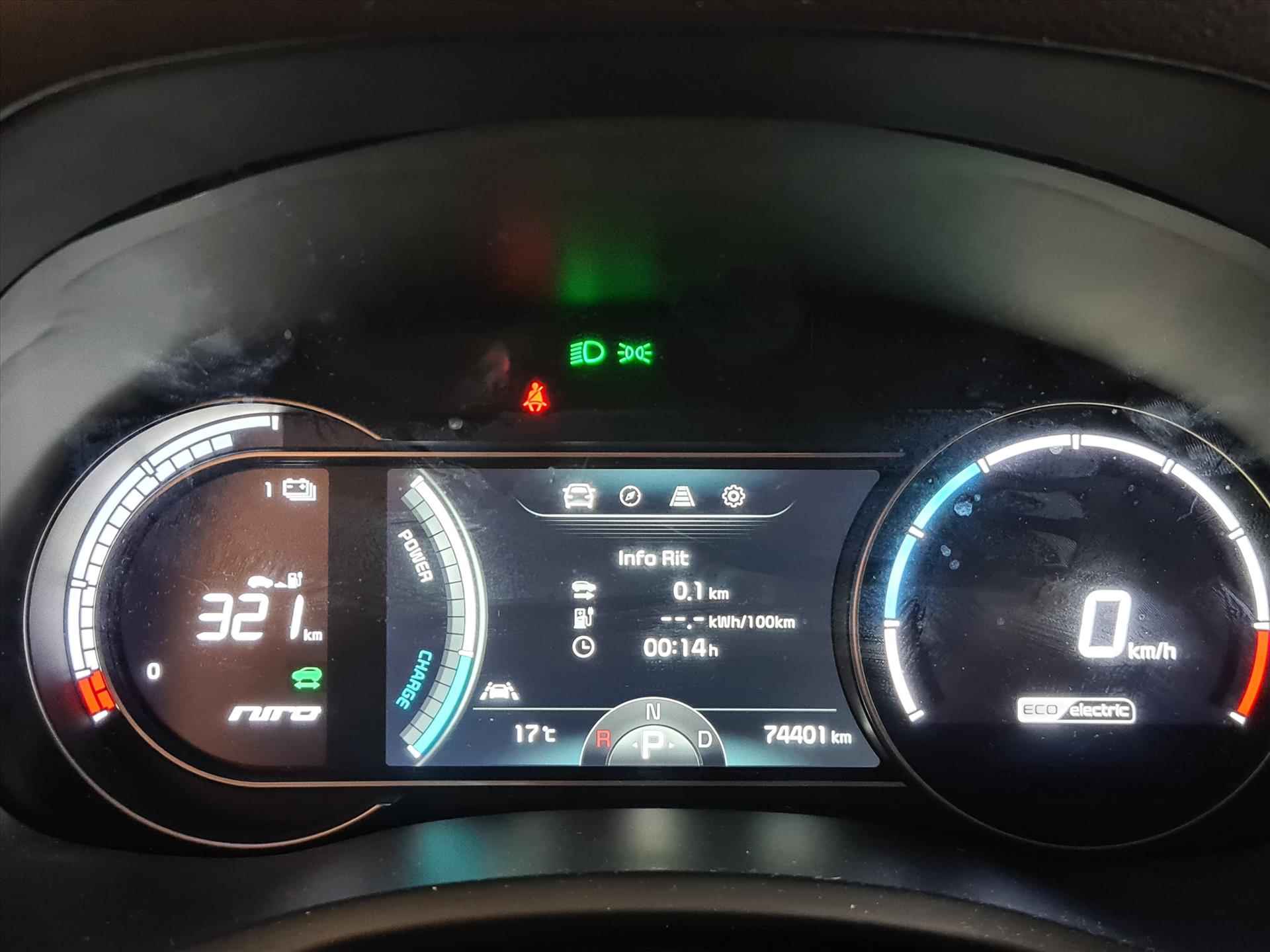 Kia e-Niro Elektrisch 204pk ExecutiveLine 64 kWh LEDER NAVI LED CAMERA - 20/34