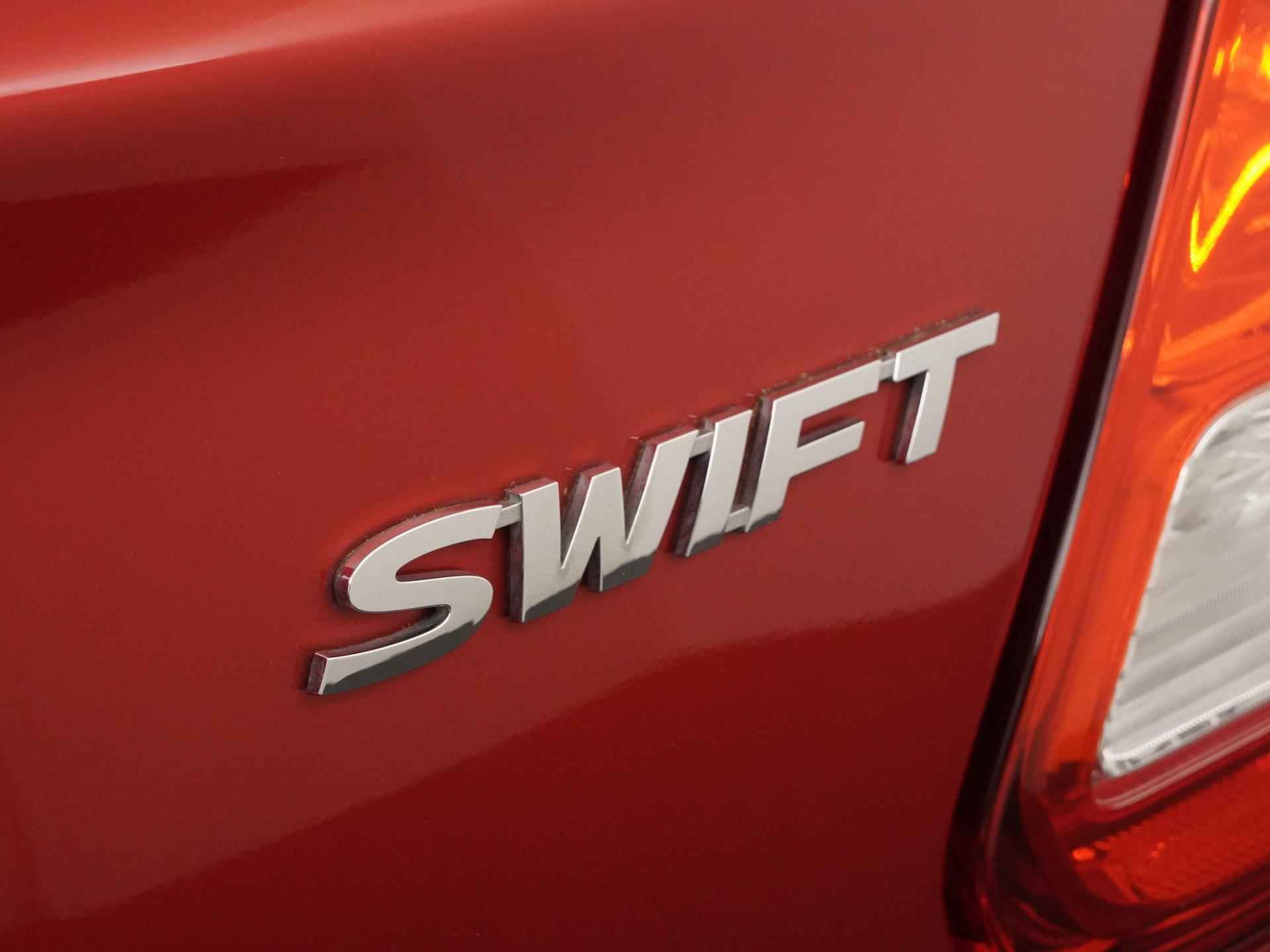 Suzuki Swift 1.2 Comfort | Airco | Bluetooth | Zondag Open! - 18/28