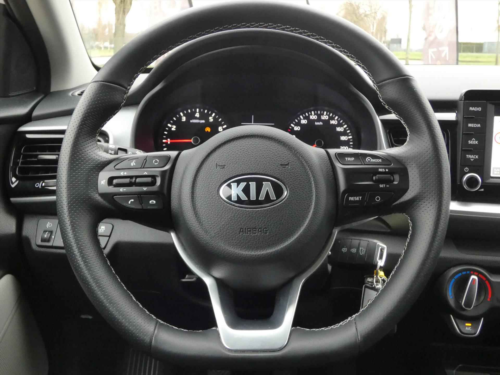 KIA Stonic 1.0 T-GDi 101pk  Sports Edition | Carplay | Camera | 17"inch | - 16/36