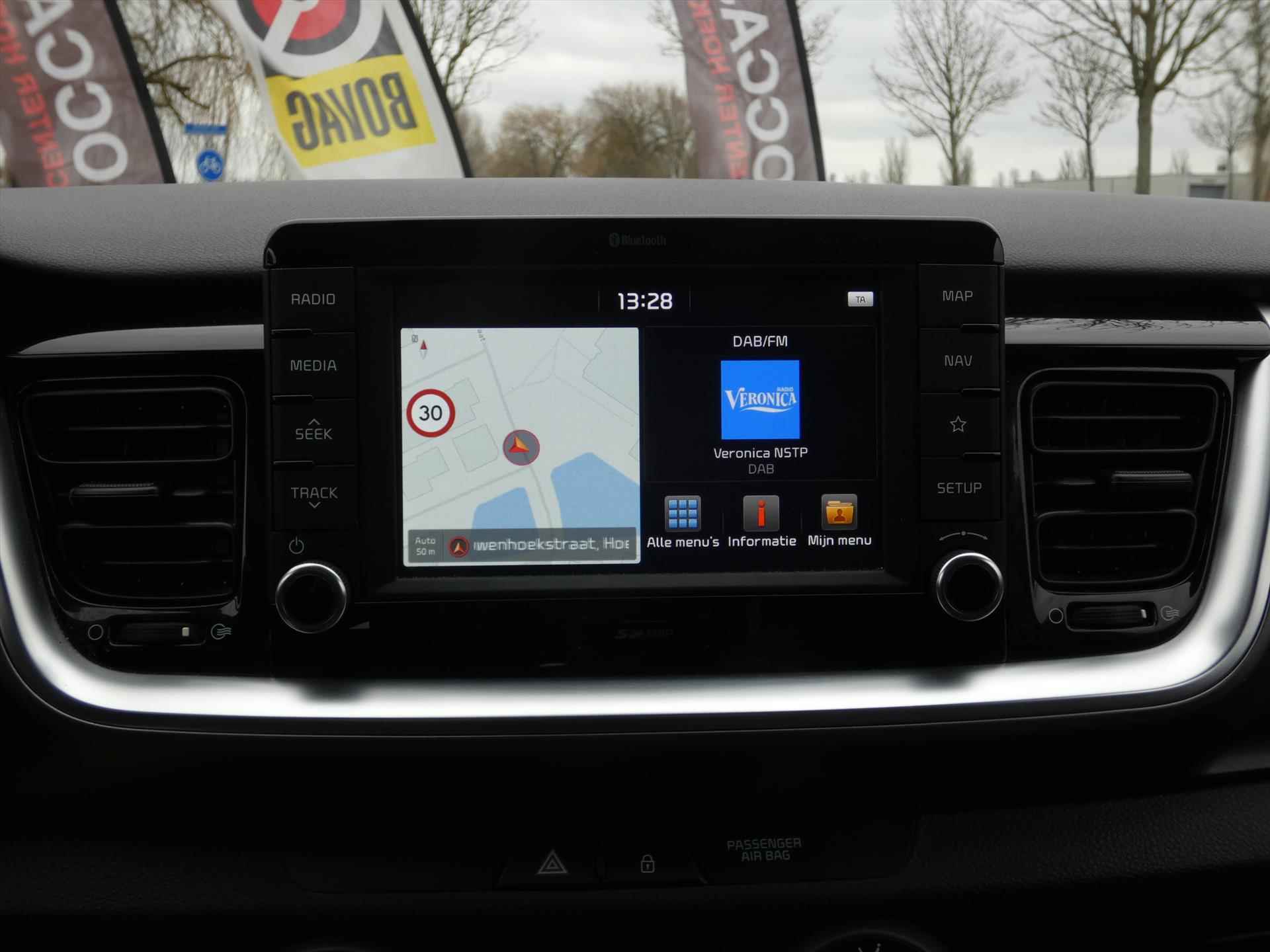 KIA Stonic 1.0 T-GDi 101pk  Sports Edition | Carplay | Camera | 17"inch | - 23/36