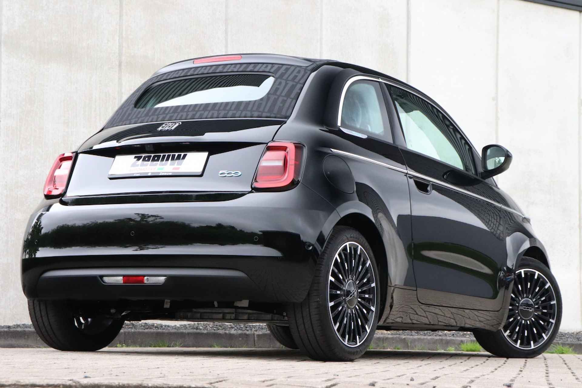 Fiat 500e   Cabrio La Prima by Bocelli 42 kWh | Winter | BTW | 17" - 12/21