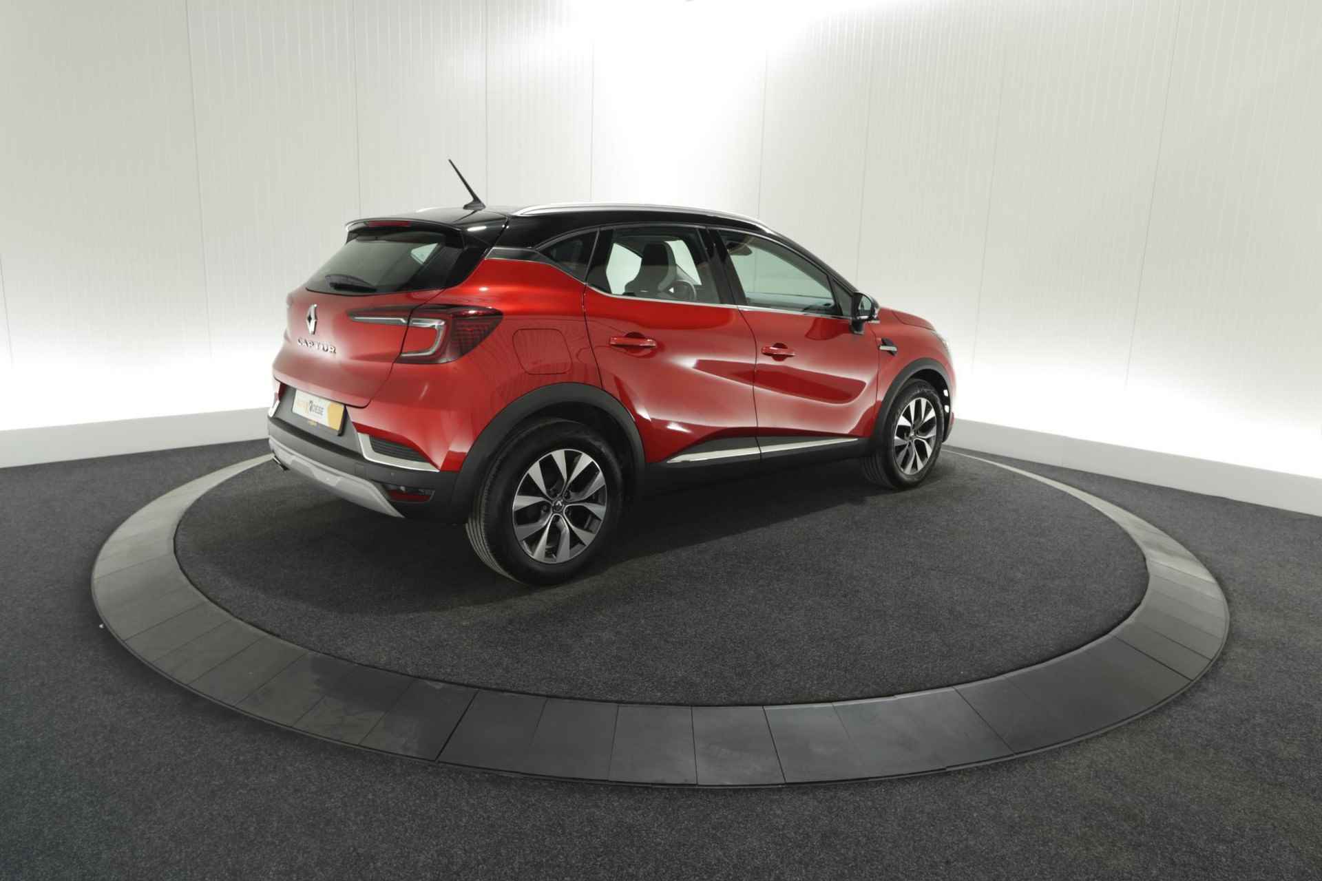 Renault Captur TCe 130 EDC  Intens | Camera | Adaptieve Cruise Control | Dodehoekdetectie - 6/81