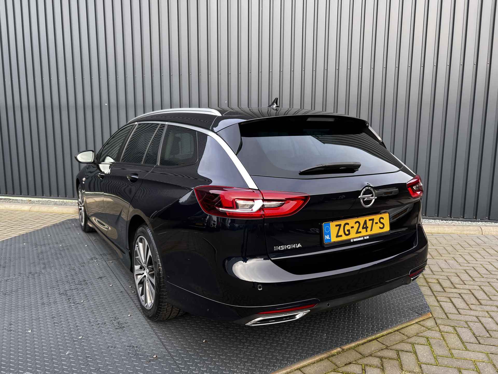 Opel Insignia Sports Tourer 1.5 Turbo 165Pk Aut. Business Executive | OPC-Line | Matrix LED | Dodehoek | Camera | Prijs Rijklaar!! - 6/44