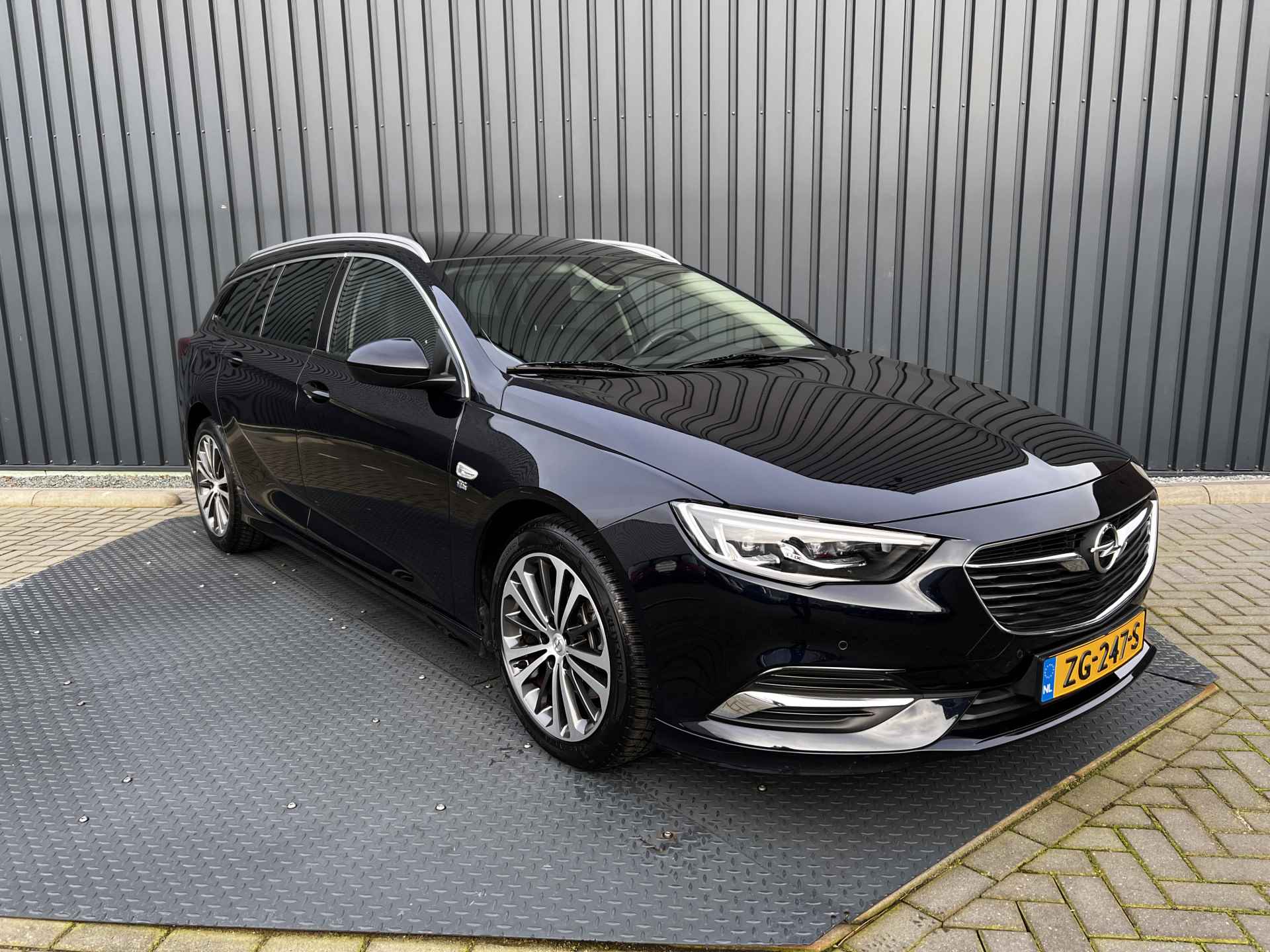 Opel Insignia Sports Tourer 1.5 Turbo 165Pk Aut. Business Executive | OPC-Line | Matrix LED | Dodehoek | Camera | Prijs Rijklaar!! - 19/44