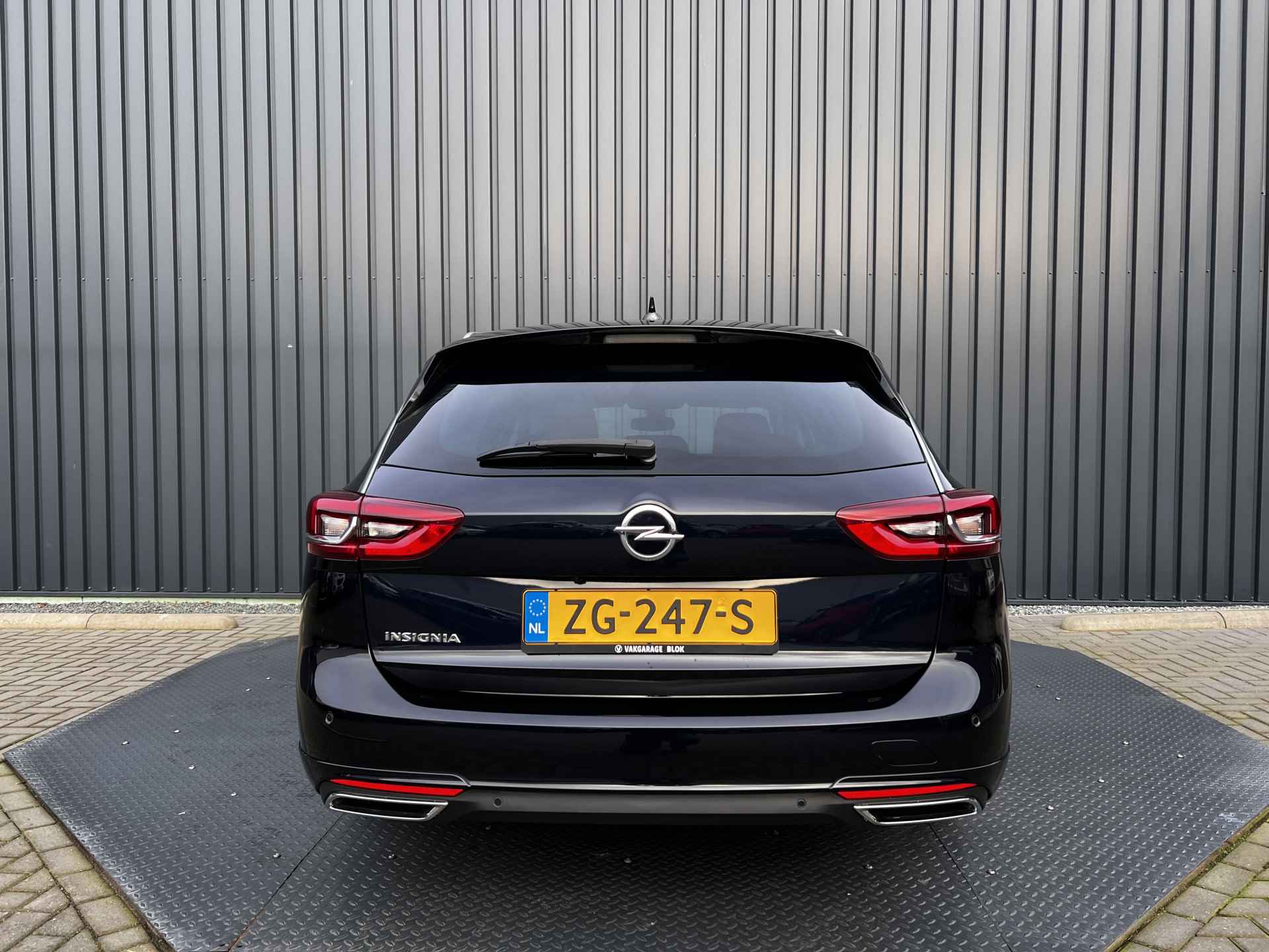 Opel Insignia Sports Tourer 1.5 Turbo 165Pk Aut. Business Executive | OPC-Line | Matrix LED | Dodehoek | Camera | Prijs Rijklaar!! - 31/44