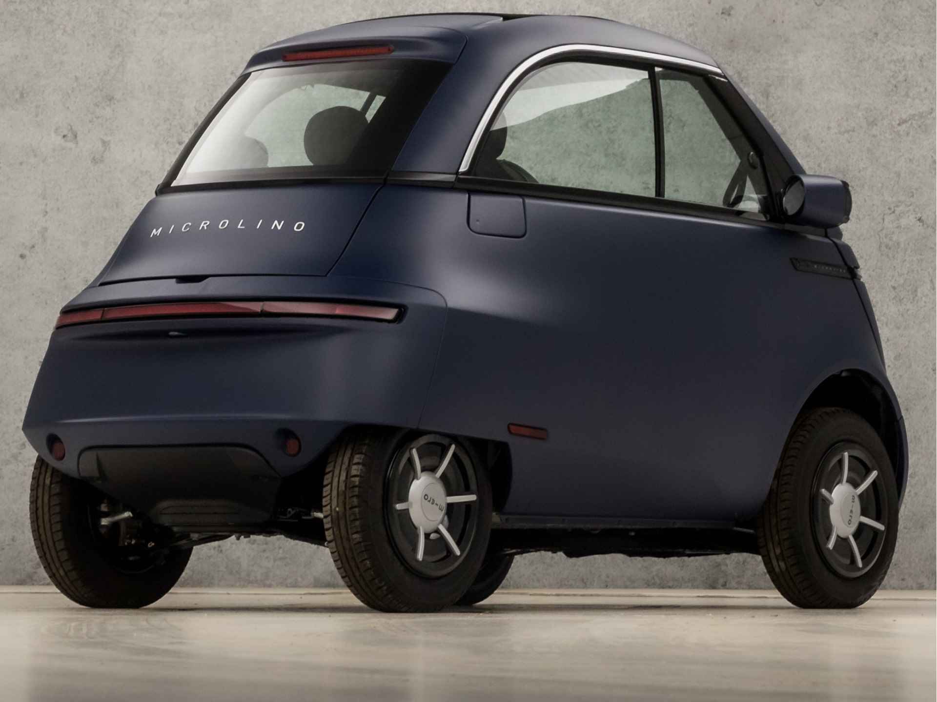 Microlino L7 Competizione 15 kWh (LEASE 300,- P/M, GROOT ACCUPAKKET, 230KM ACTIERADIUS, NIEUW, DIRECT LEVERBAAR, PREMIUM INTERIEUR, ALCANTARA, LEDER, VERSIE 2, BARCELONA MATT BLUE, 90 KM/H, NIEUW) - 5/33