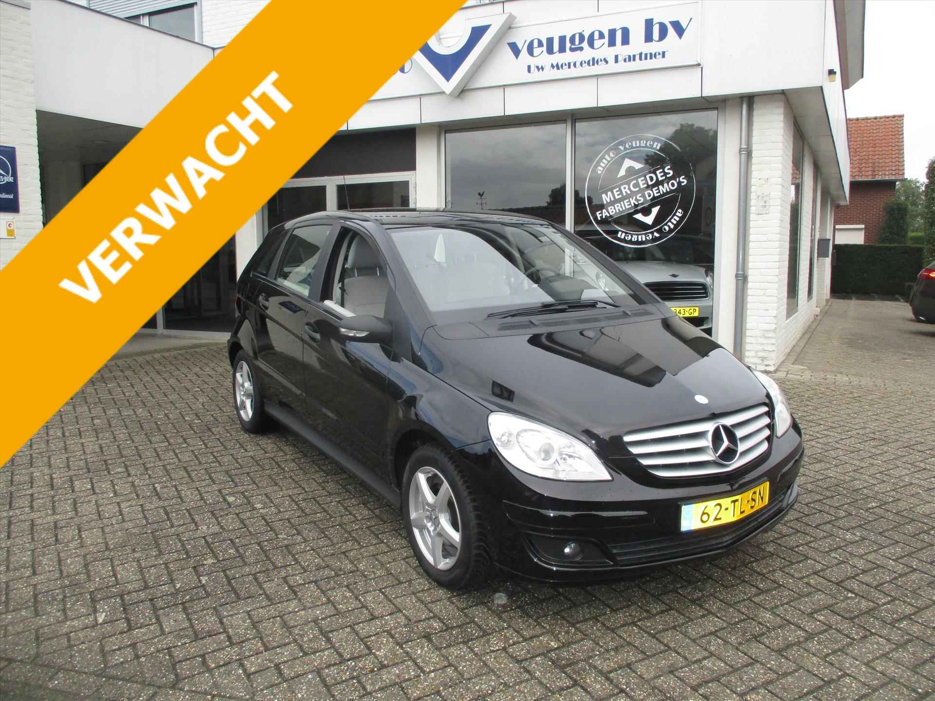 MERCEDES B-Klasse 1.7 B180 5DRS BLUE-EFFICIENCY / SLECHTS 129000 KM - 1/12