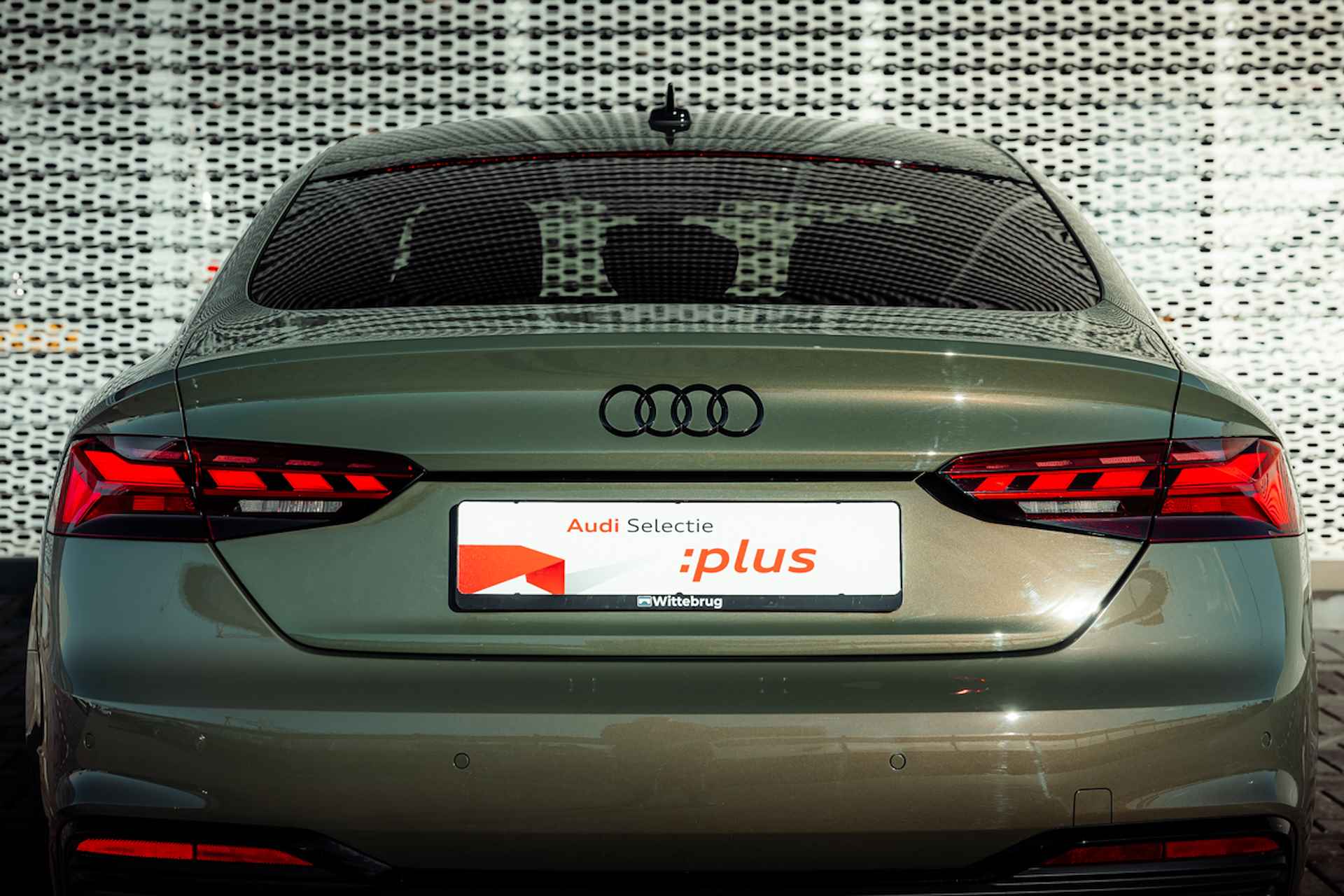 Audi A5 Sportback 35 TFSI 150pk s-tronic S edition Competition | Panoramadak | Matrix laserlicht | Optiek zwart plus | Stoelverwarming - 12/34