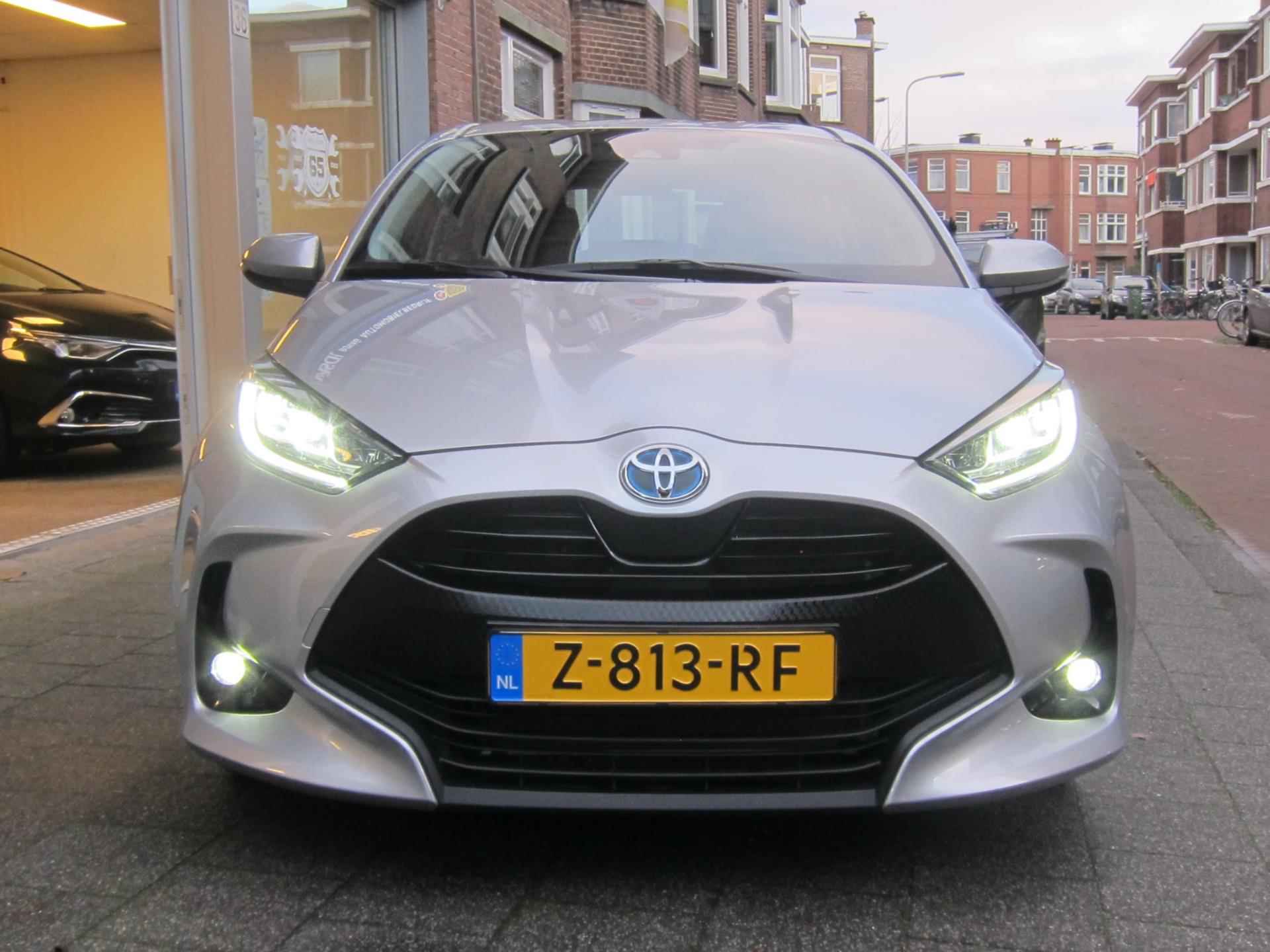 Toyota Yaris 1.5 Hybrid Dynamic All In Prijs Bovaggarantie - 8/29